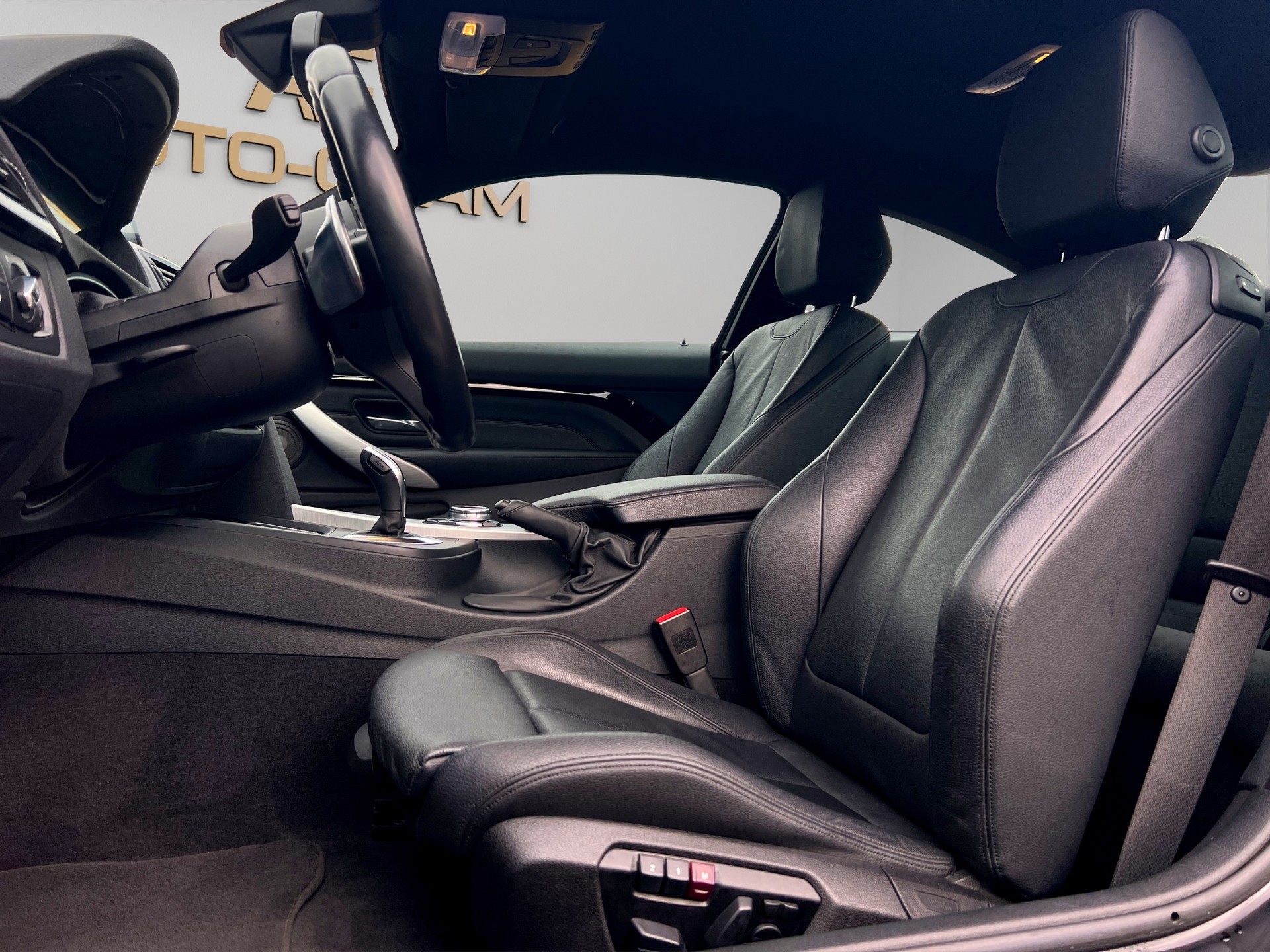 BMW 435d Coupé xDrive Steptronic M-Sportpaket-image-11