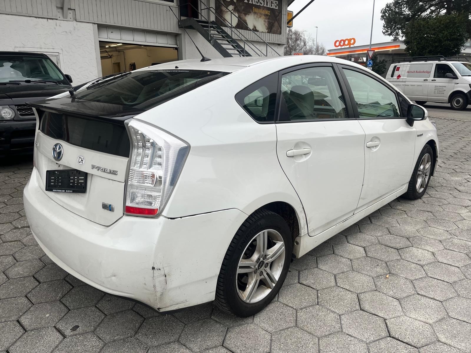 TOYOTA Prius 1.8 16V HSD Sol — slika 5