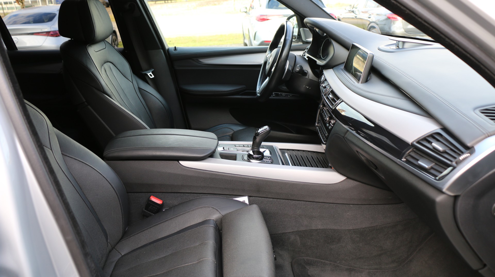 BMW X5 xDrive M50d-image-20
