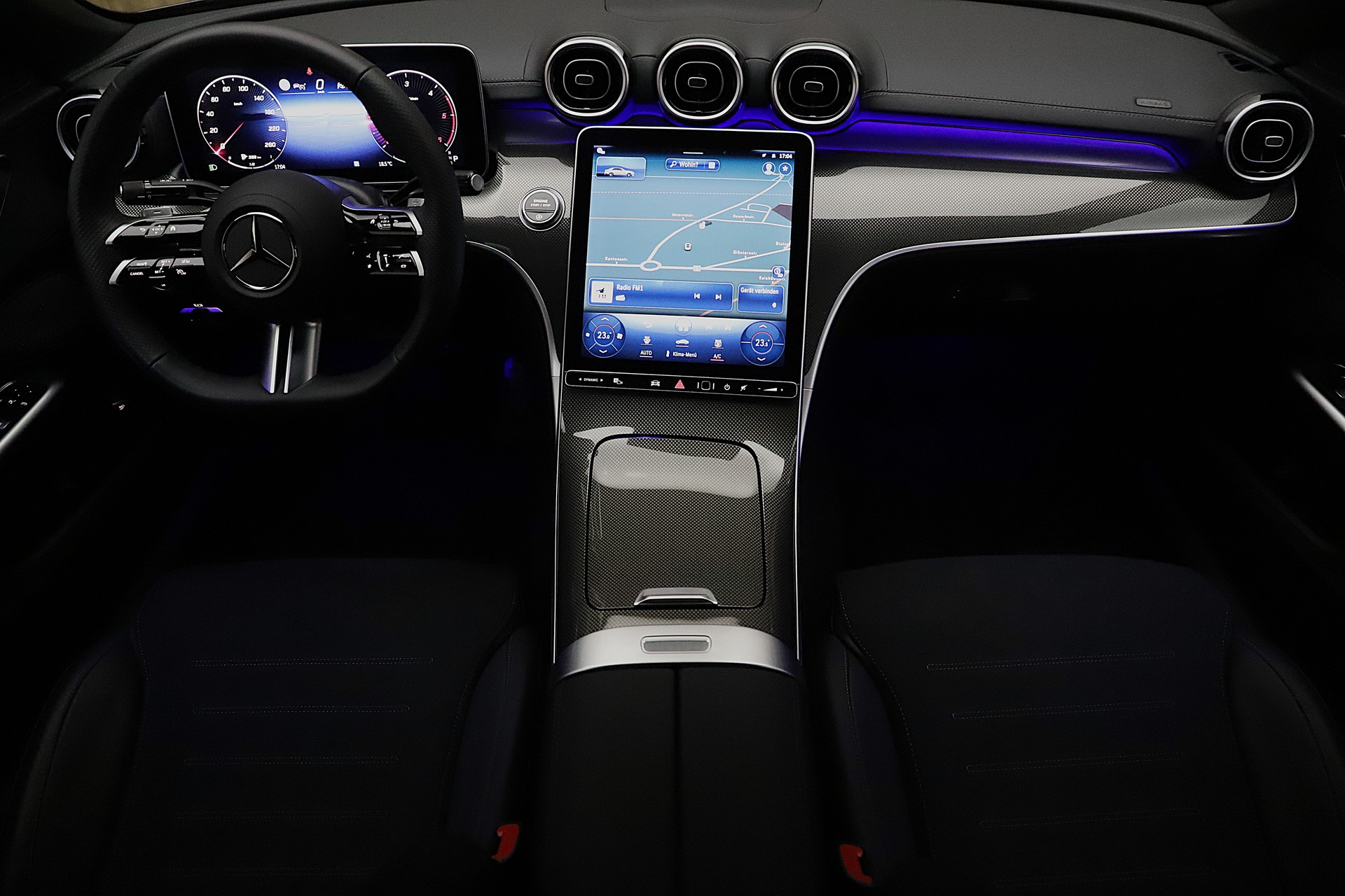 MERCEDES-BENZ C 220 d AMG Line Advance-image-5