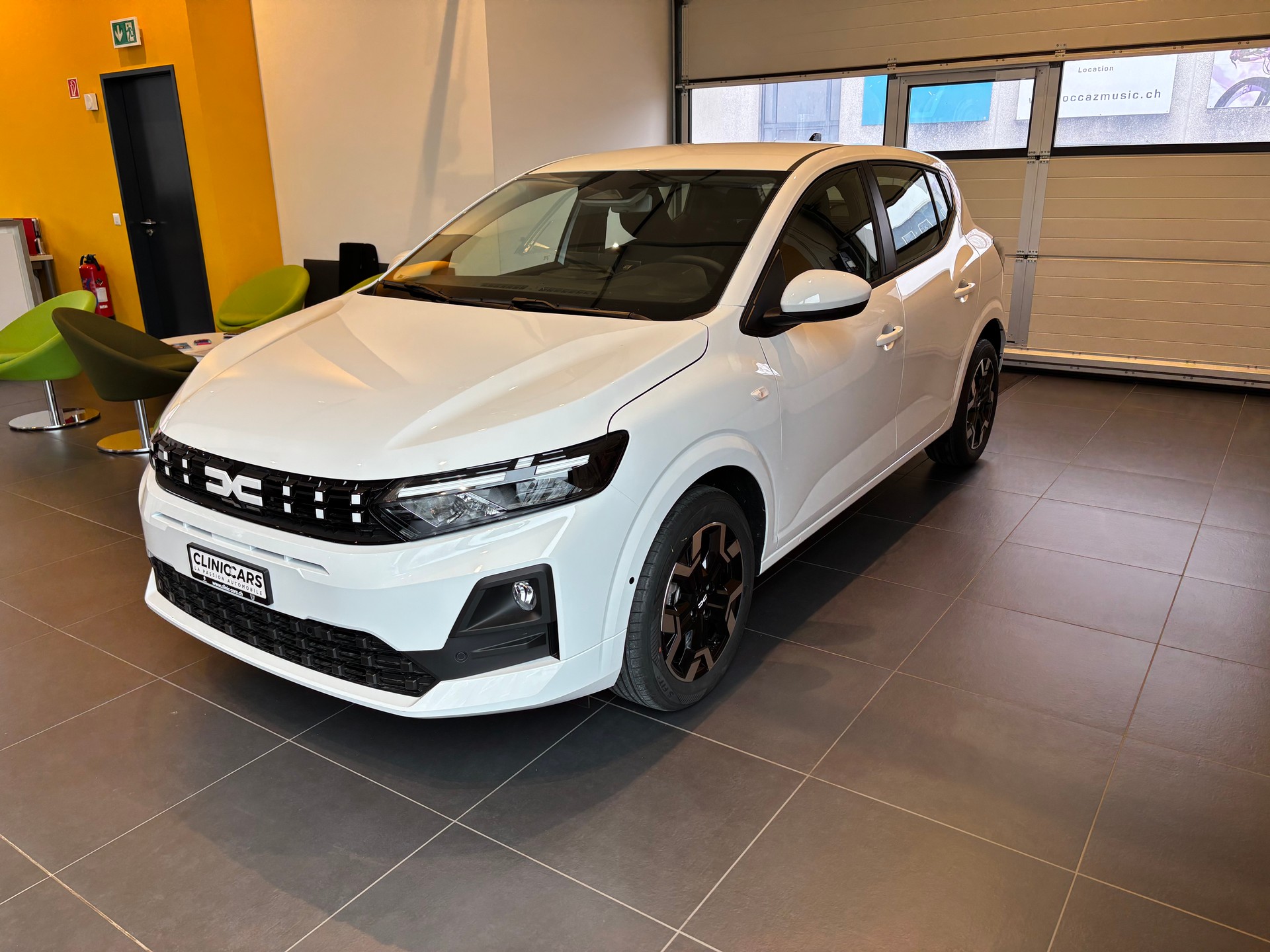 DACIA Sandero TCe 100 Journey-image-2