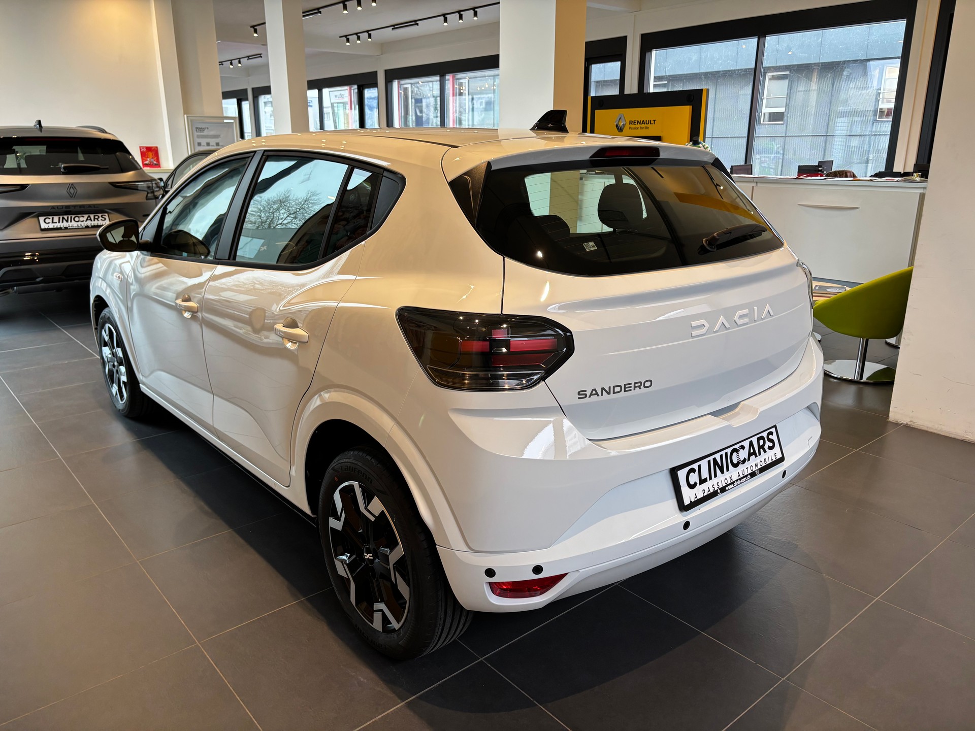 DACIA Sandero TCe 100 Journey-image-5