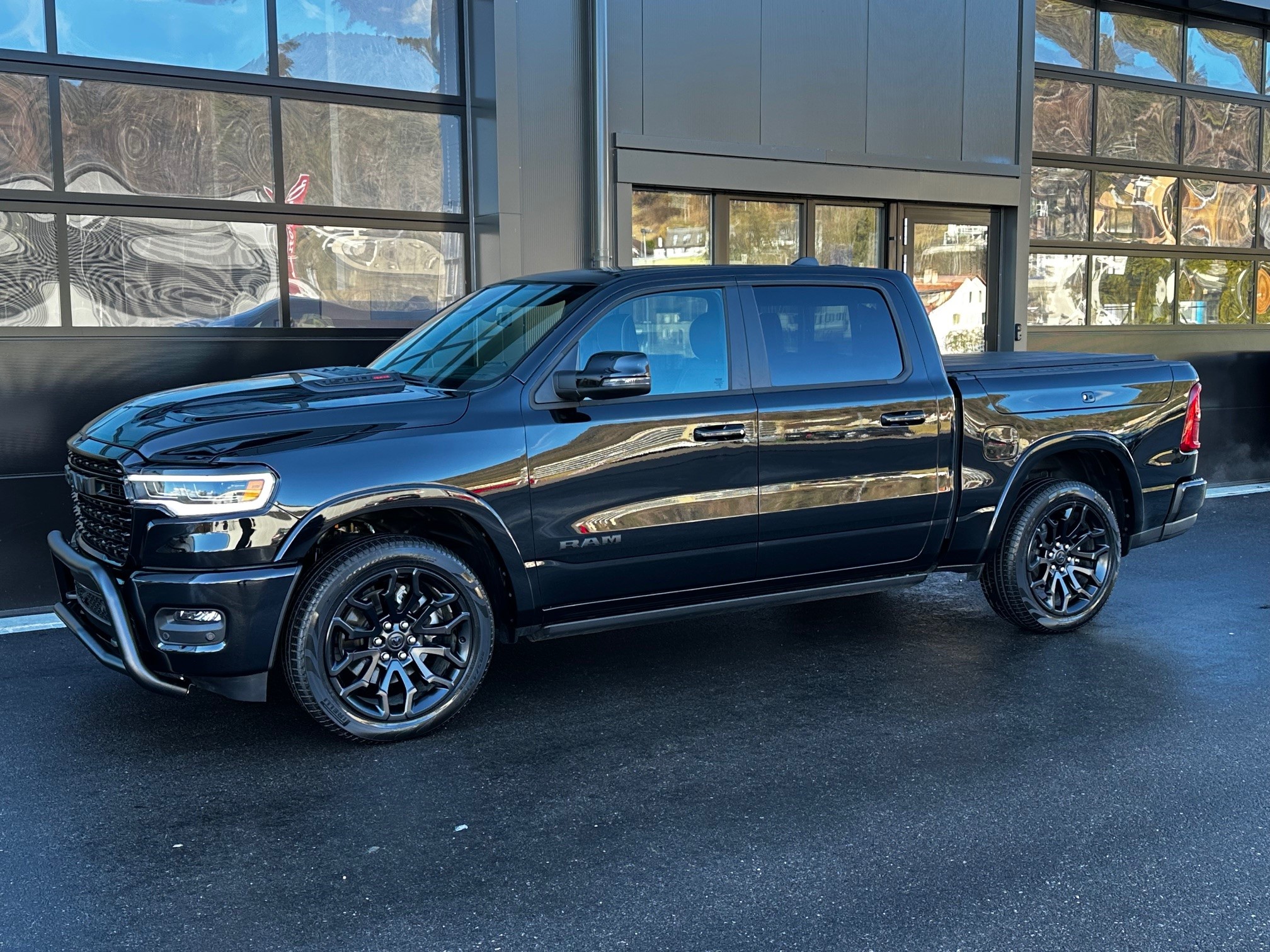 DODGE Ram 1500 Limited Night Edition (Pick-up) Dodge DODGE Ram 1500 Limited Night Edition (Pick-up)