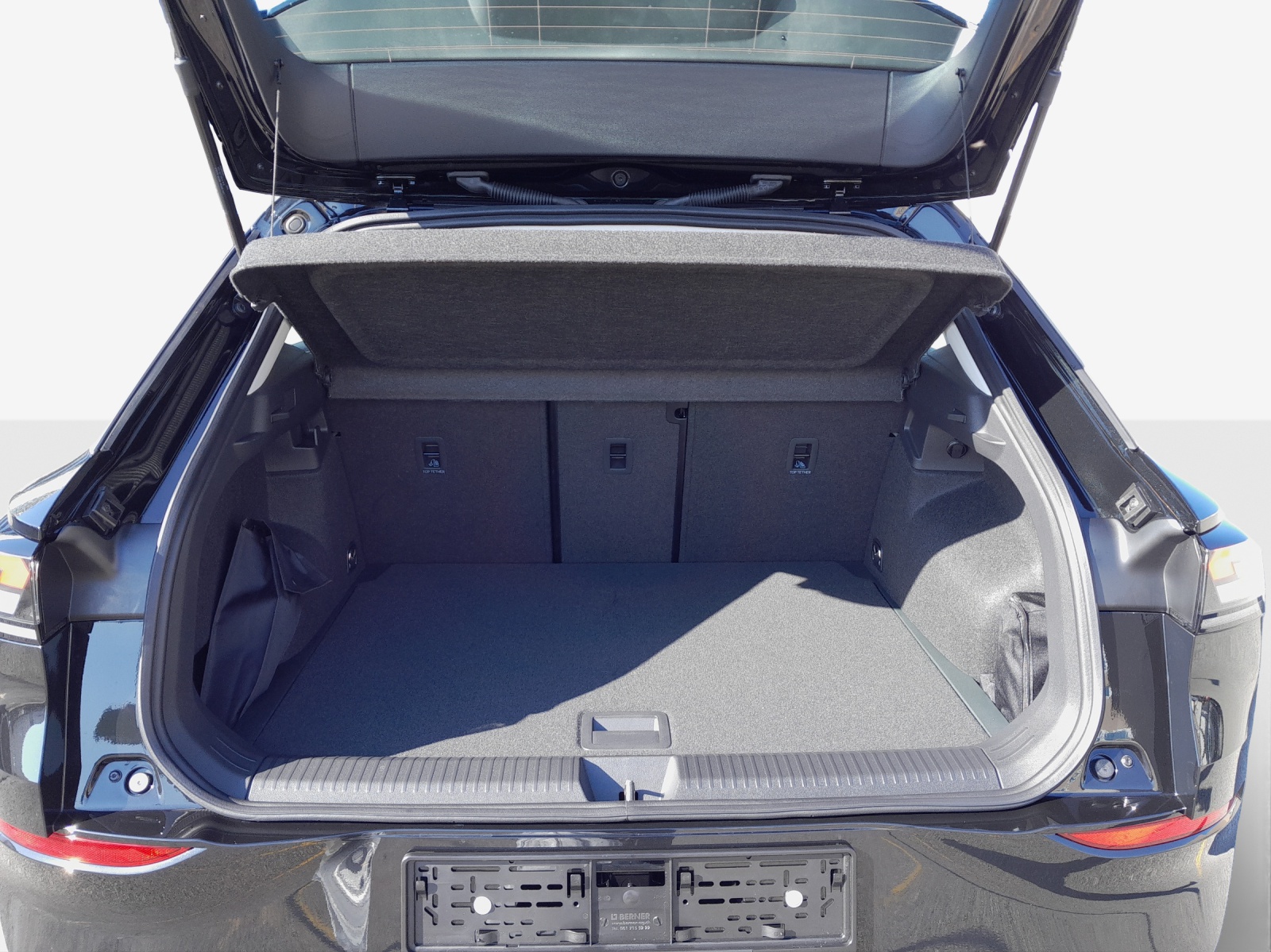 VW T-Roc 1.5 eTSI mHEV Life DSG-image-12