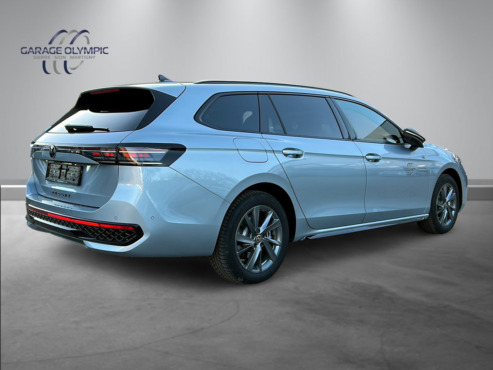 VW Passat Variant 1.5 TSI evo2 Plug-In- Hybrid R-Line DSG-image-4