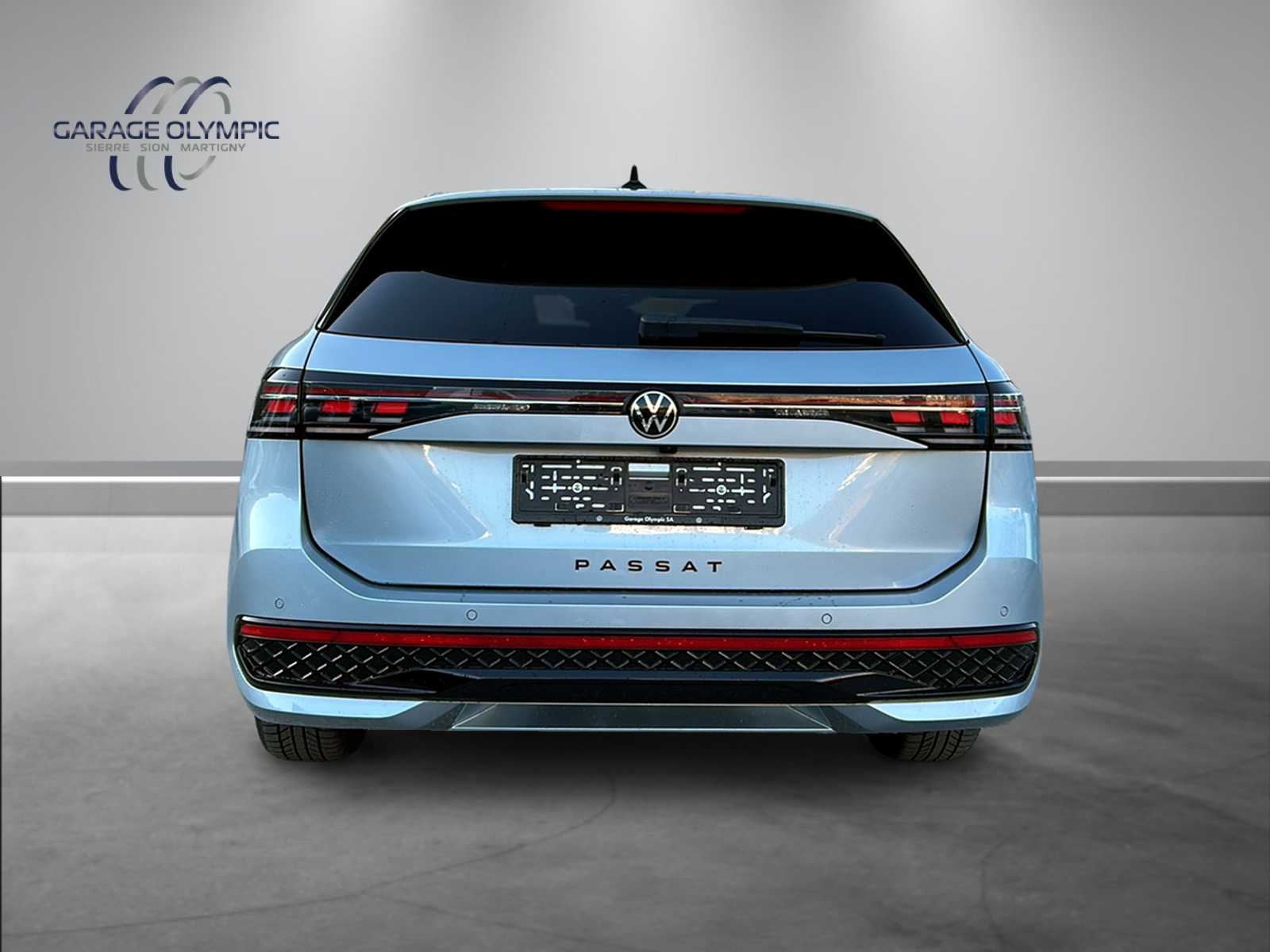 VW Passat Variant 1.5 TSI evo2 Plug-In- Hybrid R-Line DSG-image-3
