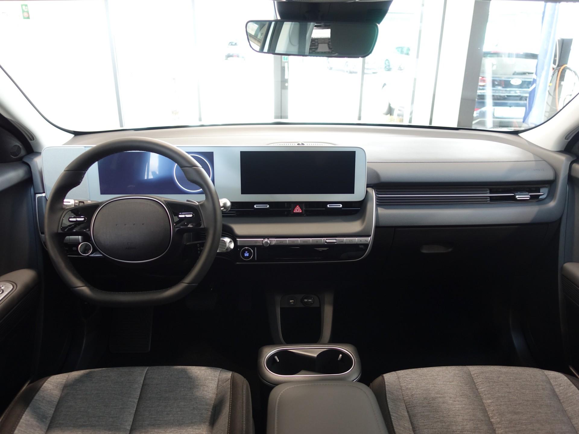 HYUNDAI Ioniq 5 77kW Origo 4WD-image-13