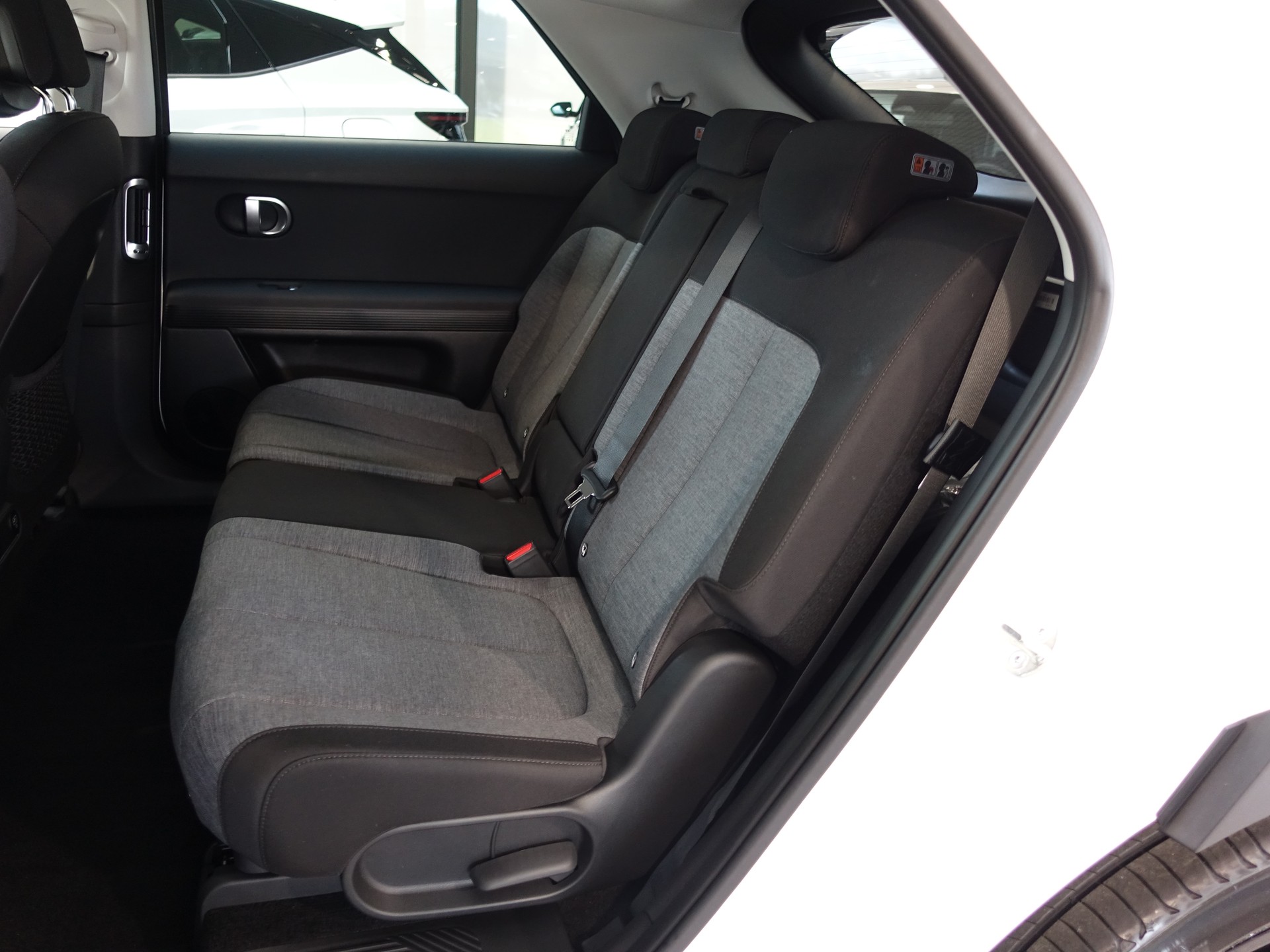 HYUNDAI Ioniq 5 77kW Origo 4WD-image-12