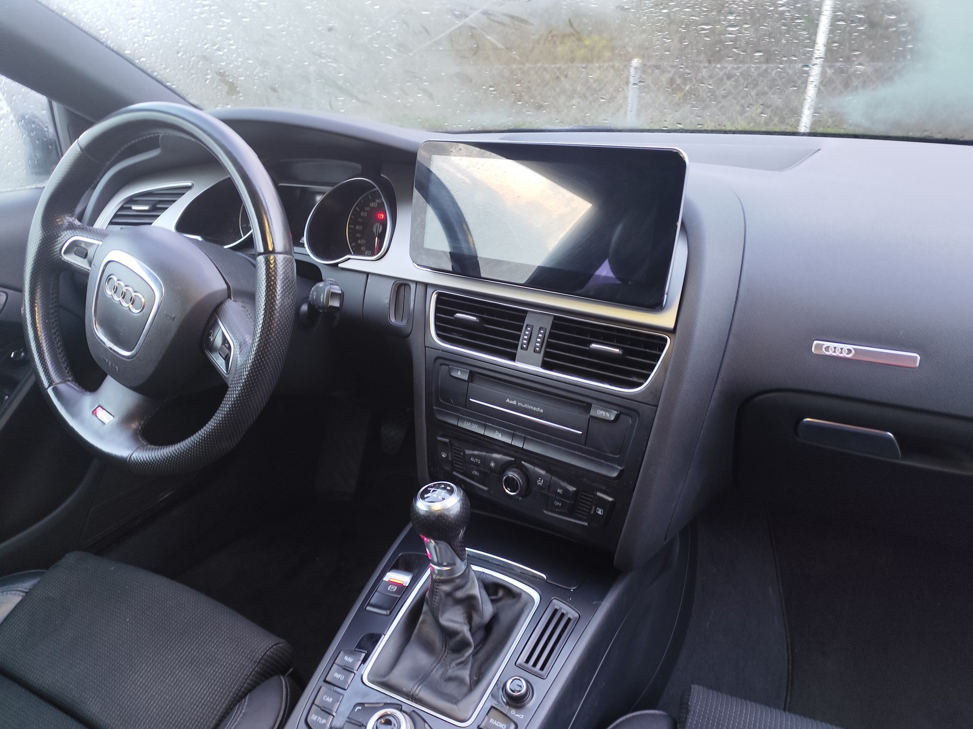 AUDI A5 Coupé 2.0 TFSI-image-9