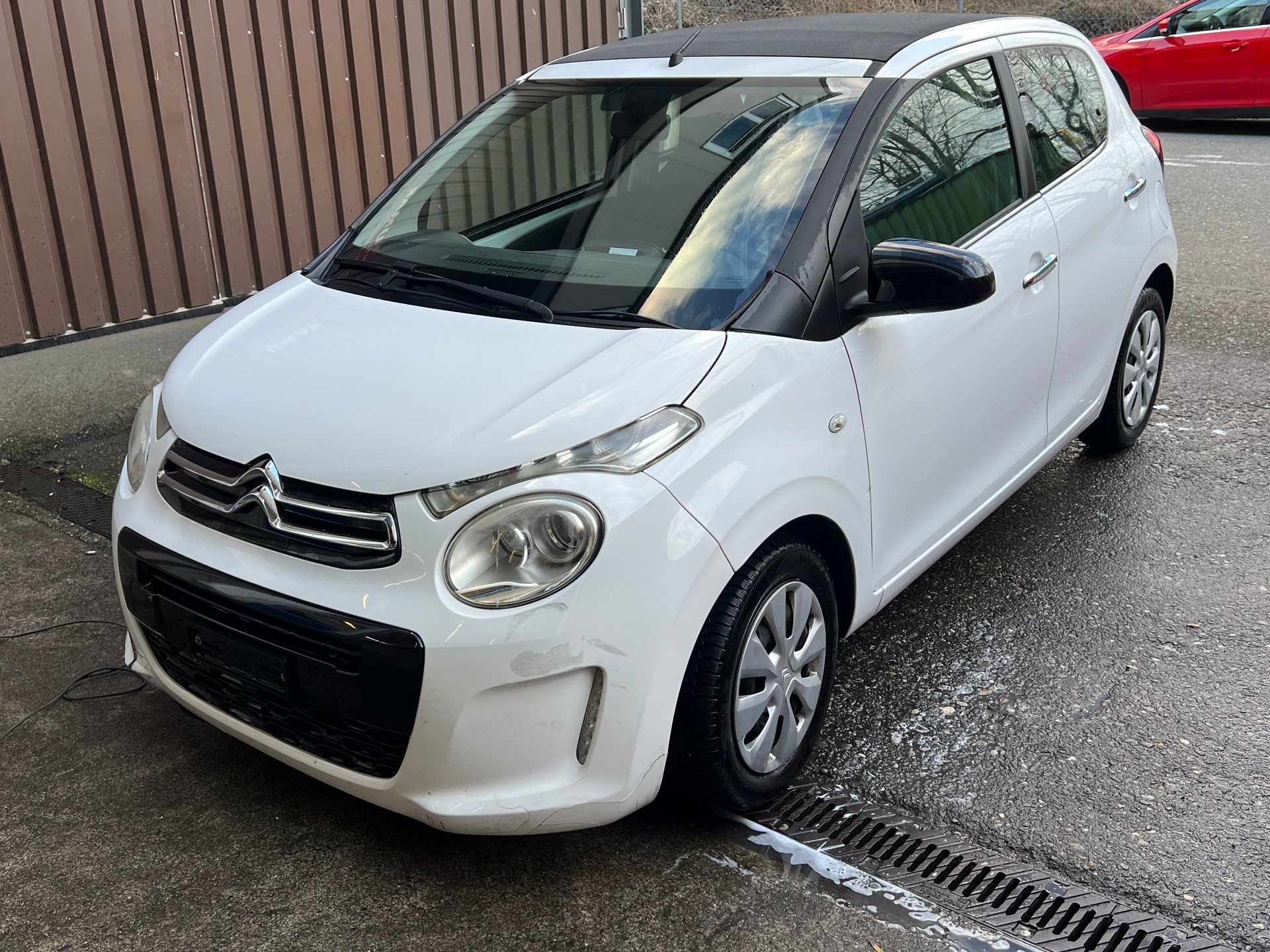 CITROEN C1 1.2 VTi Feel Edition Airscape-image-0