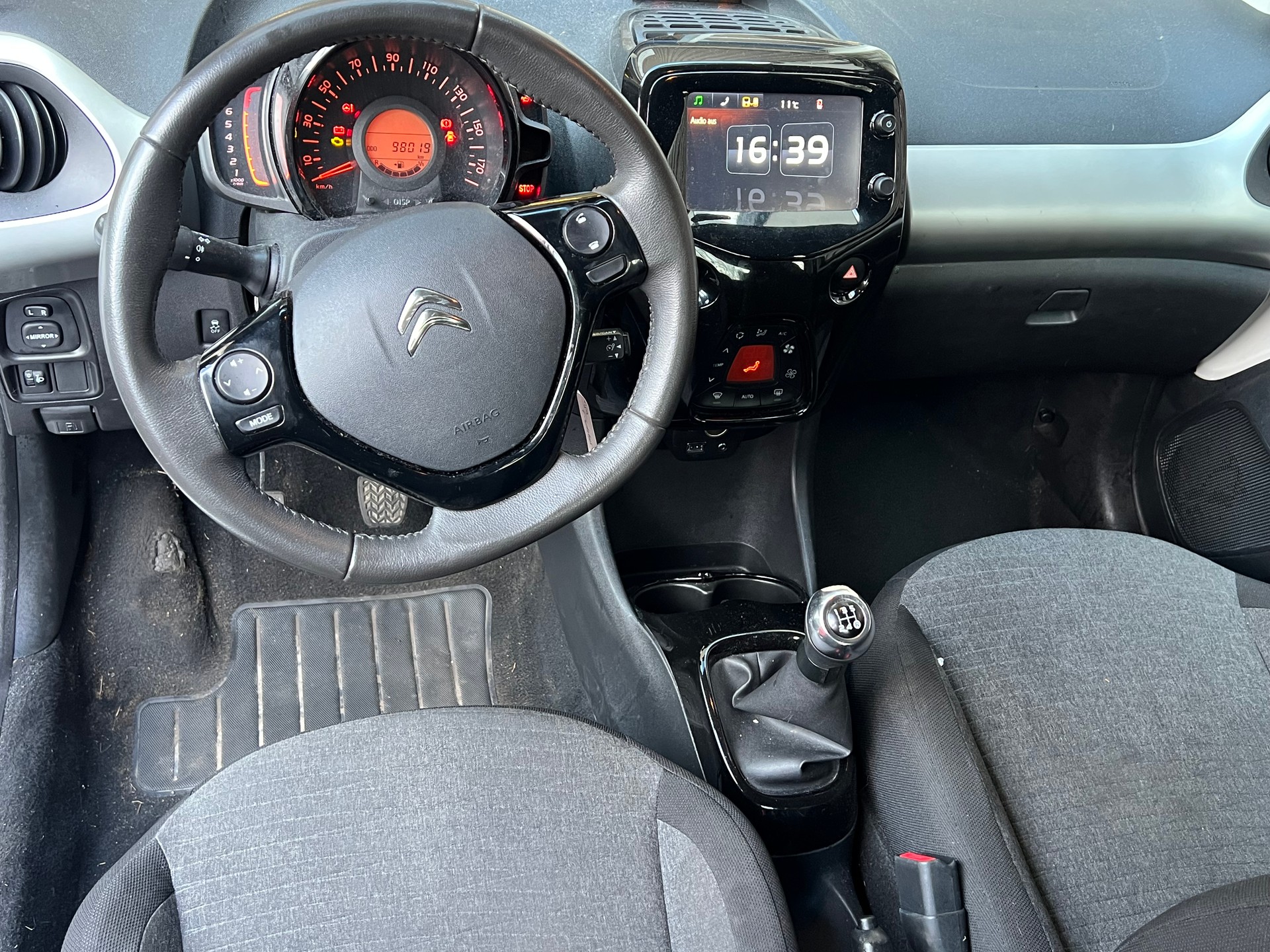 CITROEN C1 1.2 VTi Feel Edition Airscape-image-6