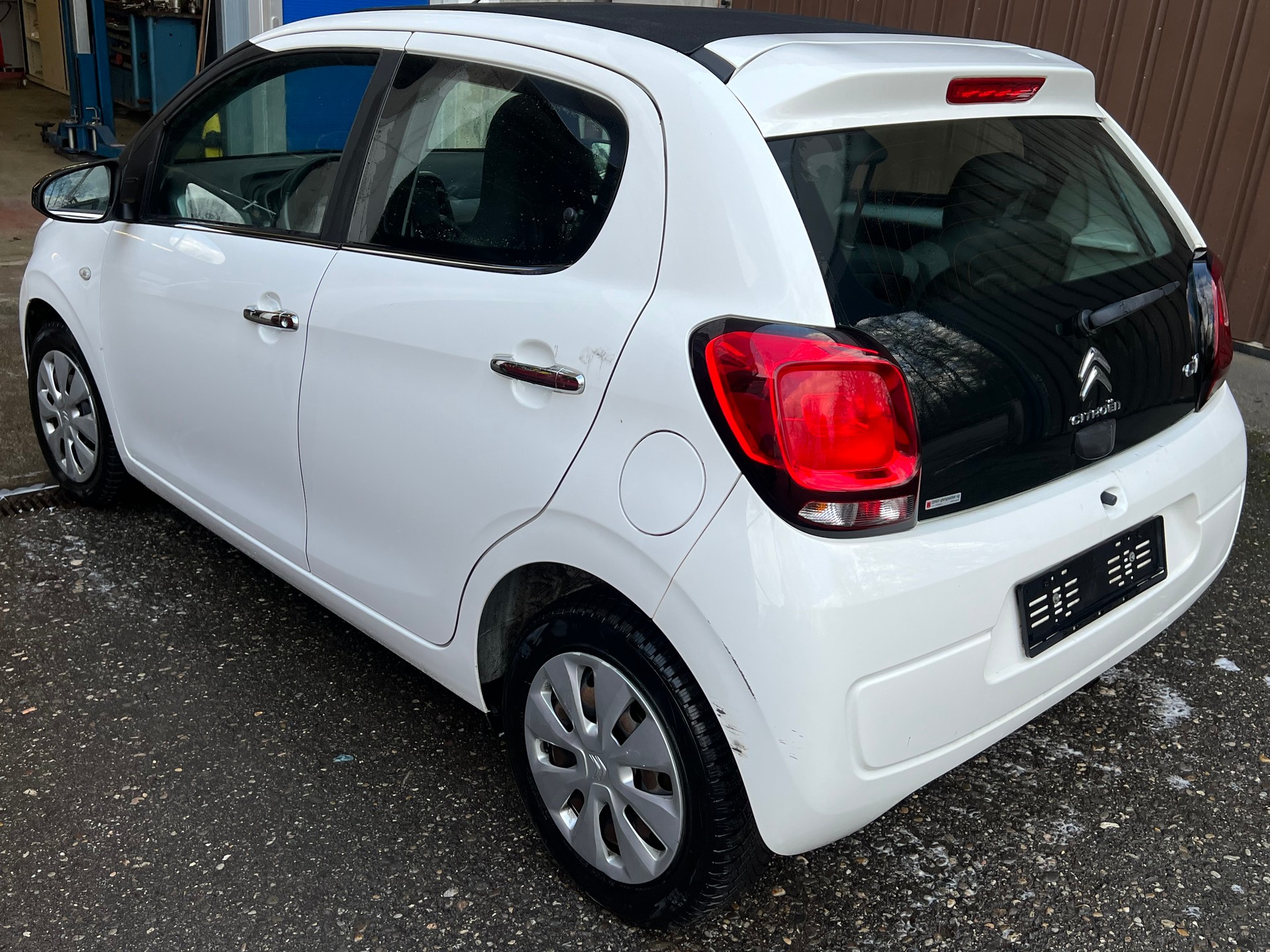CITROEN C1 1.2 VTi Feel Edition Airscape-image-4