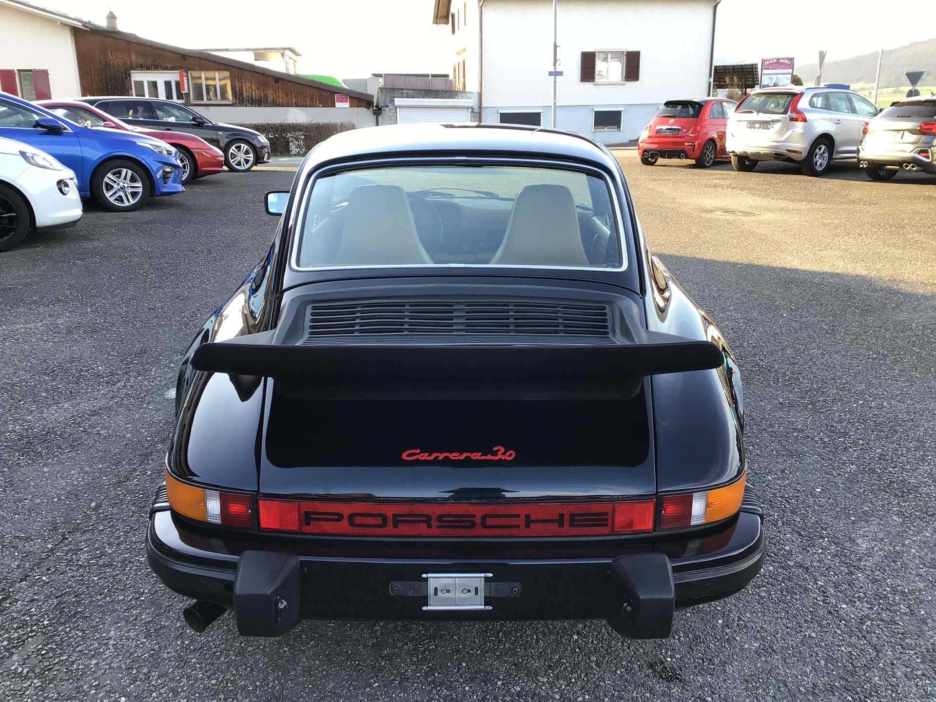 PORSCHE 911 Carrera 3.0-image-3