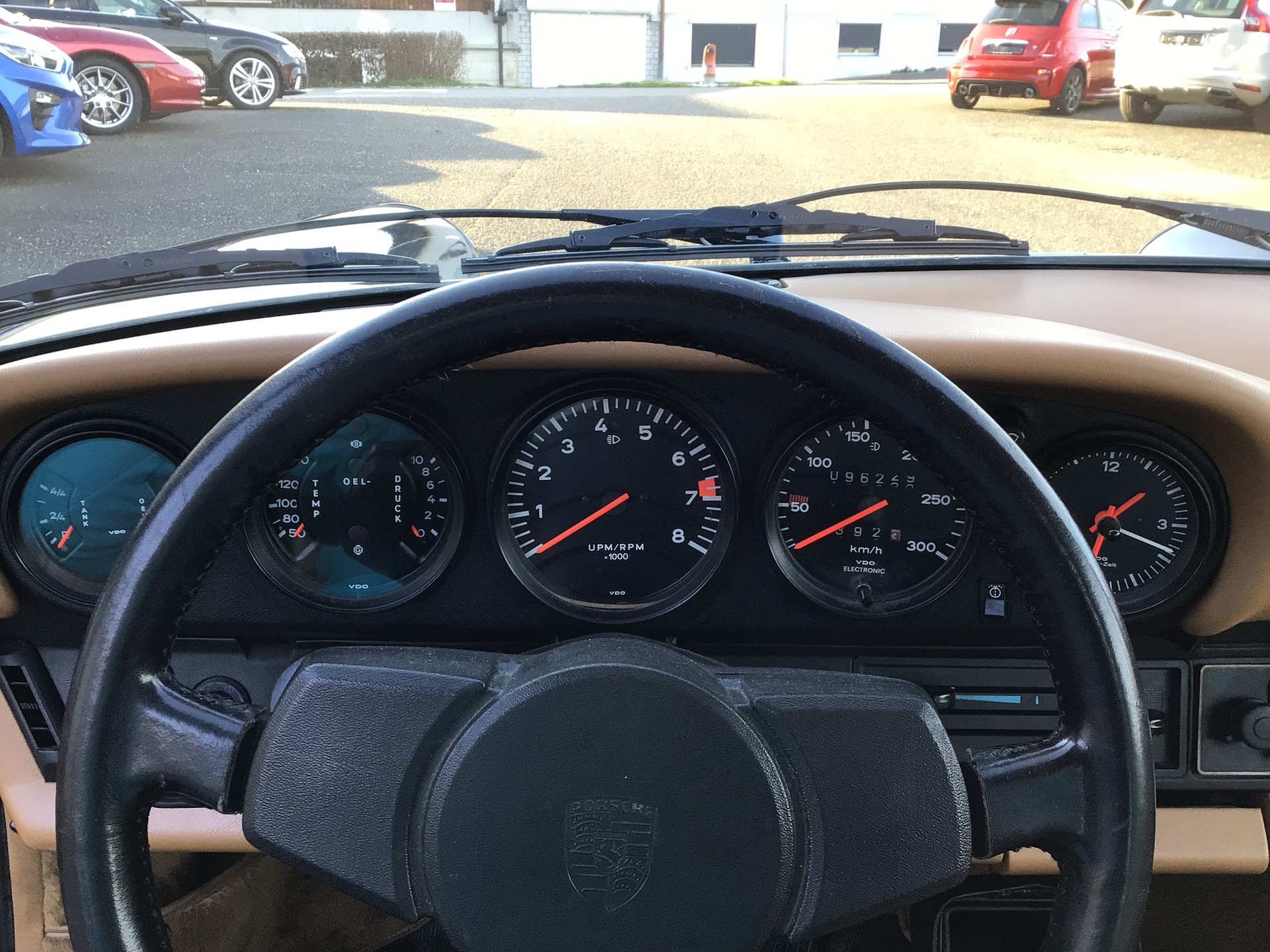 PORSCHE 911 Carrera 3.0-image-6