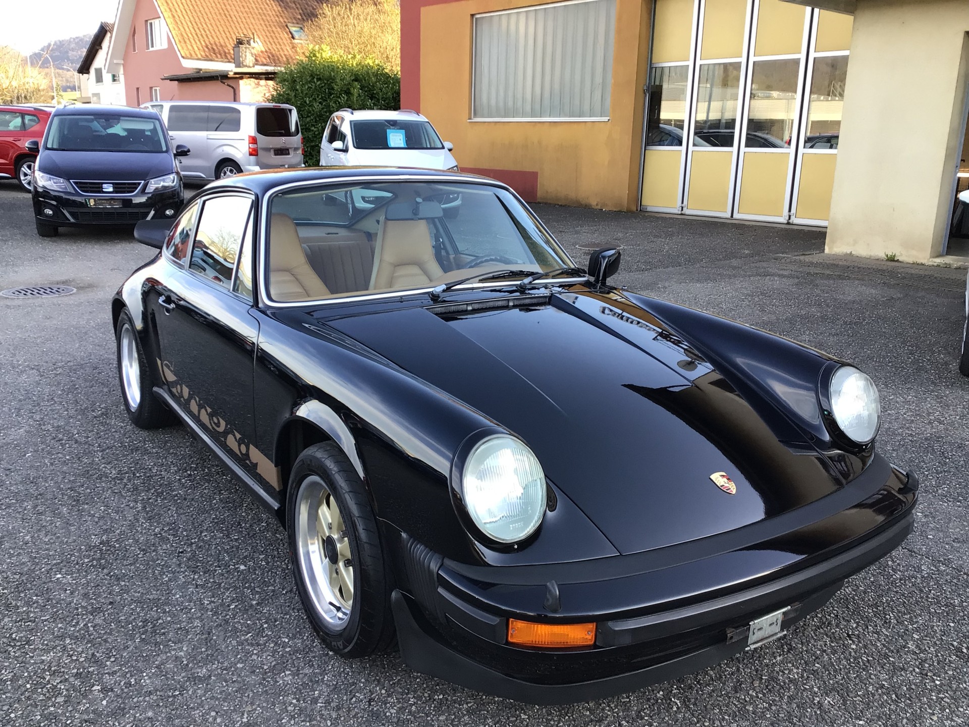PORSCHE 911 Carrera 3.0-image-4