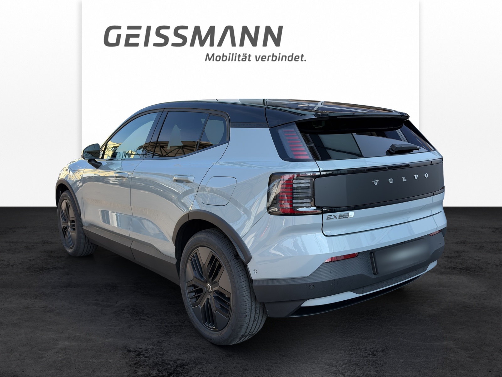 VOLVO EX30 CC E60 Twin Performance AWD-image-2