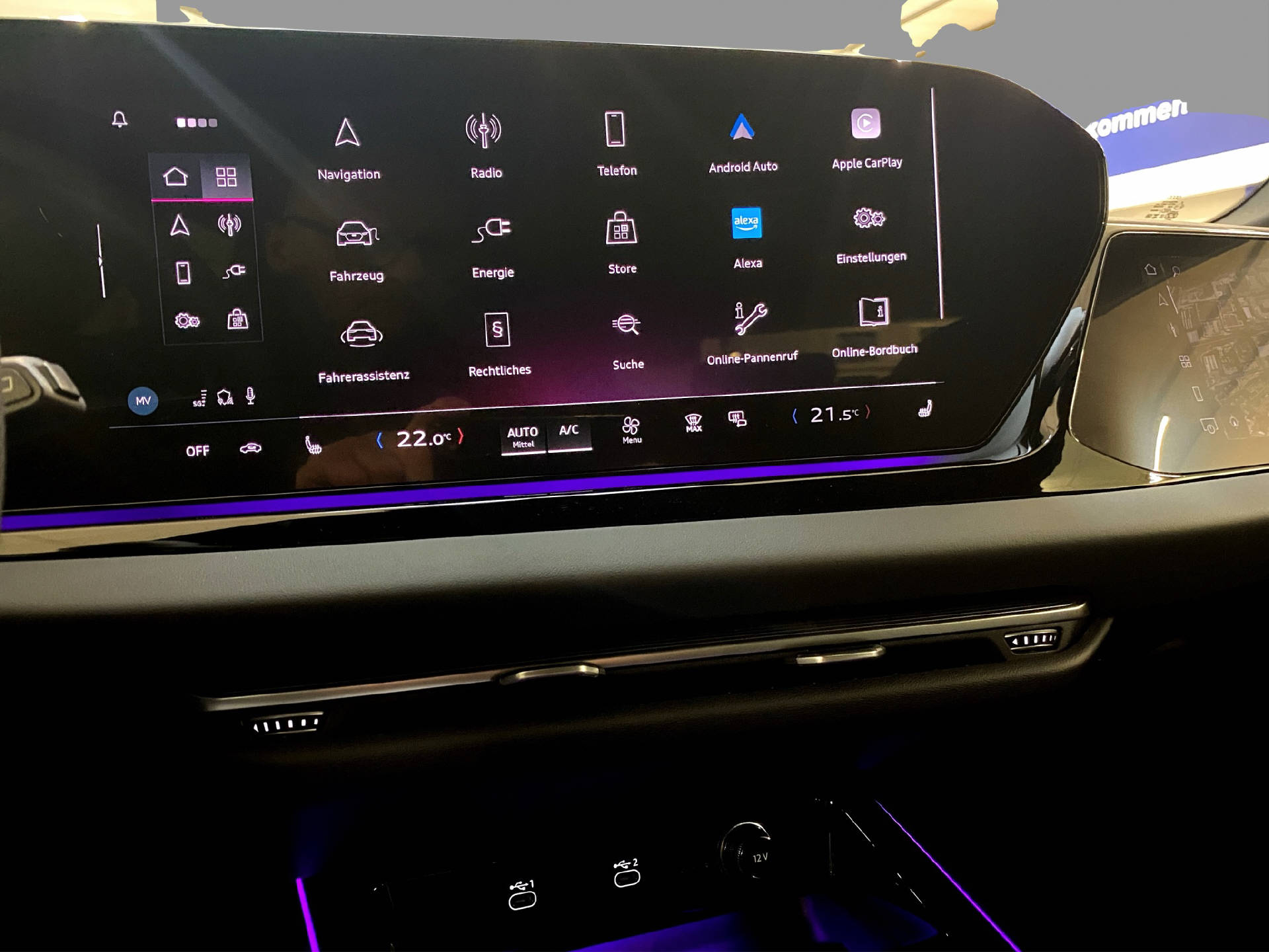 AUDI A6 Avant 2.0 e-hybrid 270 quattro S-Tronic-image-10