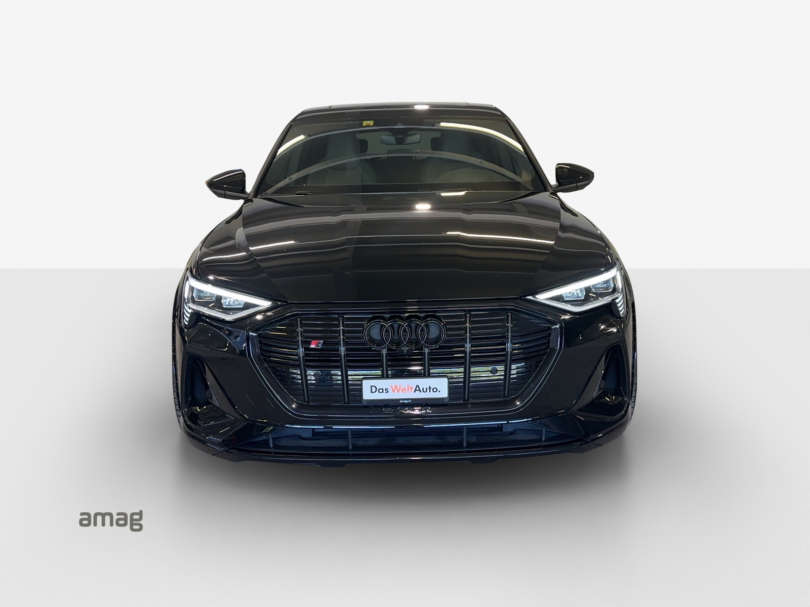 AUDI e-tron S Sportback quattro-image-5