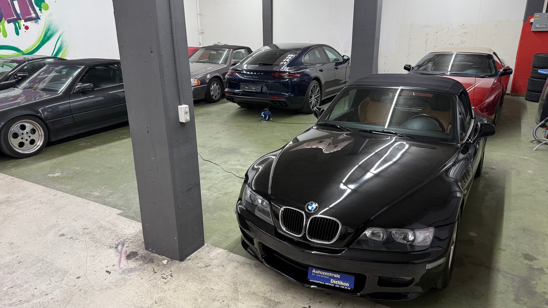 BMW Z3 2.8i Roadster-image-2