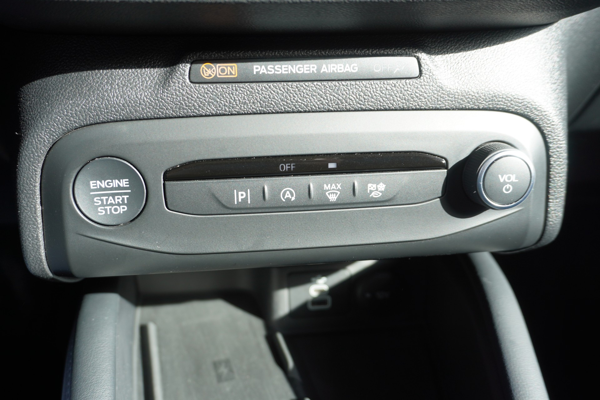 FORD Focus 1.0 MHEV Titanium X Automatic-image-16