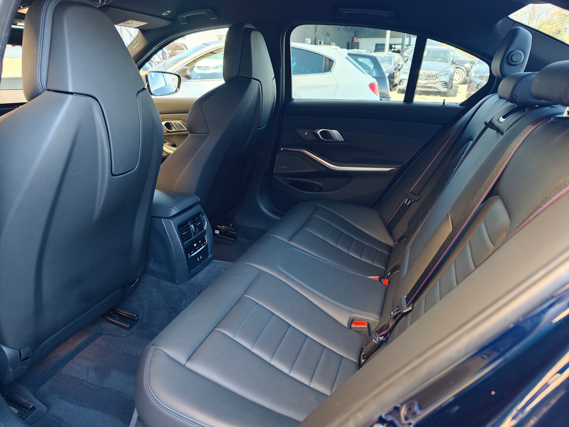 BMW M340i xDrive CARBON DACH CH FAHRZEUG-image-13