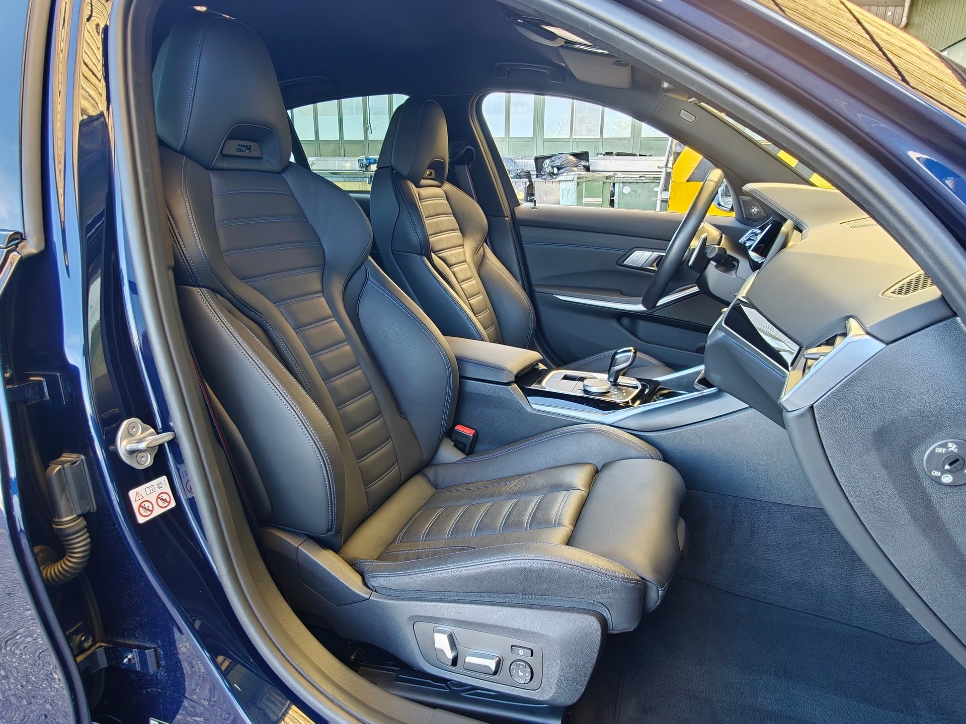 BMW M340i xDrive CARBON DACH CH FAHRZEUG-image-14