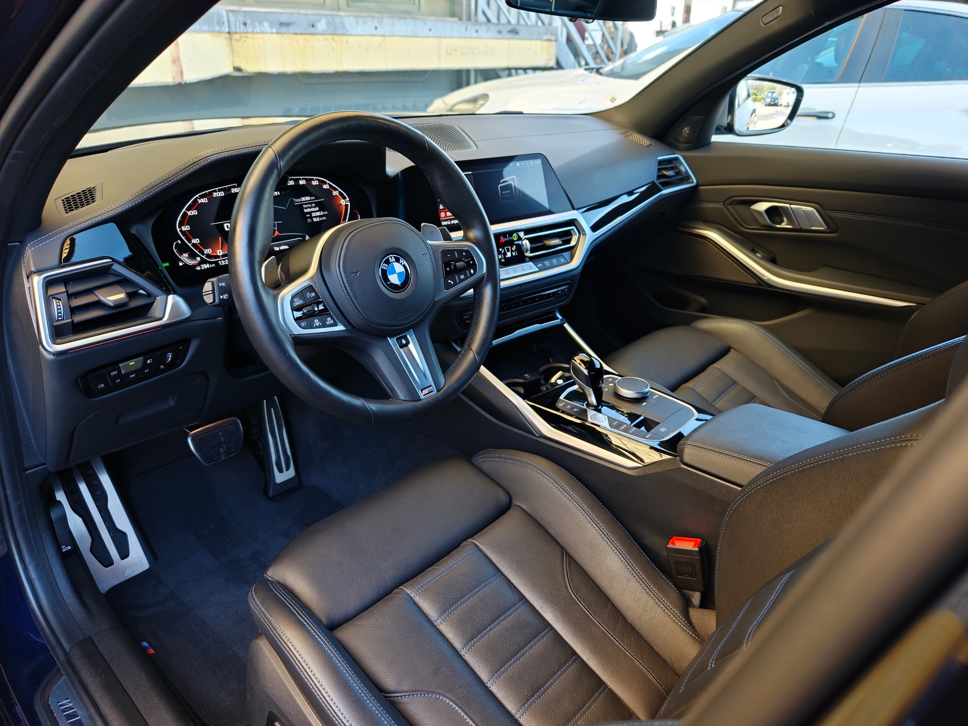 BMW M340i xDrive CARBON DACH CH FAHRZEUG-image-11