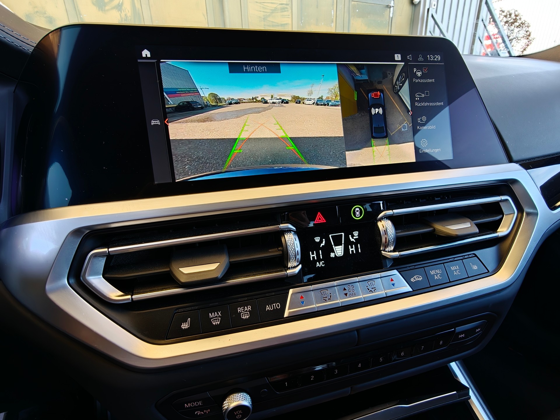 BMW M340i xDrive CARBON DACH CH FAHRZEUG-image-26
