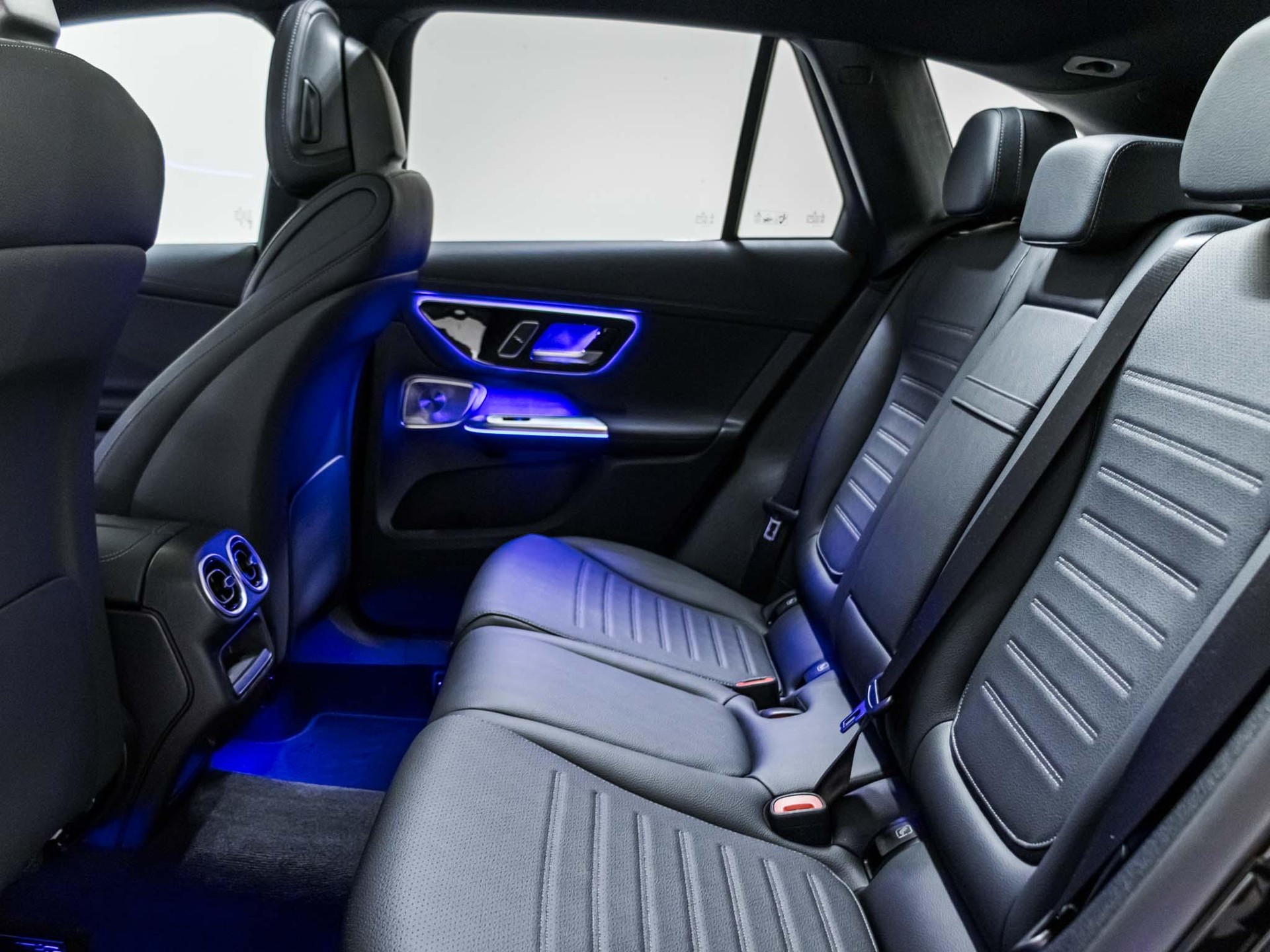 MERCEDES-BENZ GLC 300 de 4MATIC-image-7