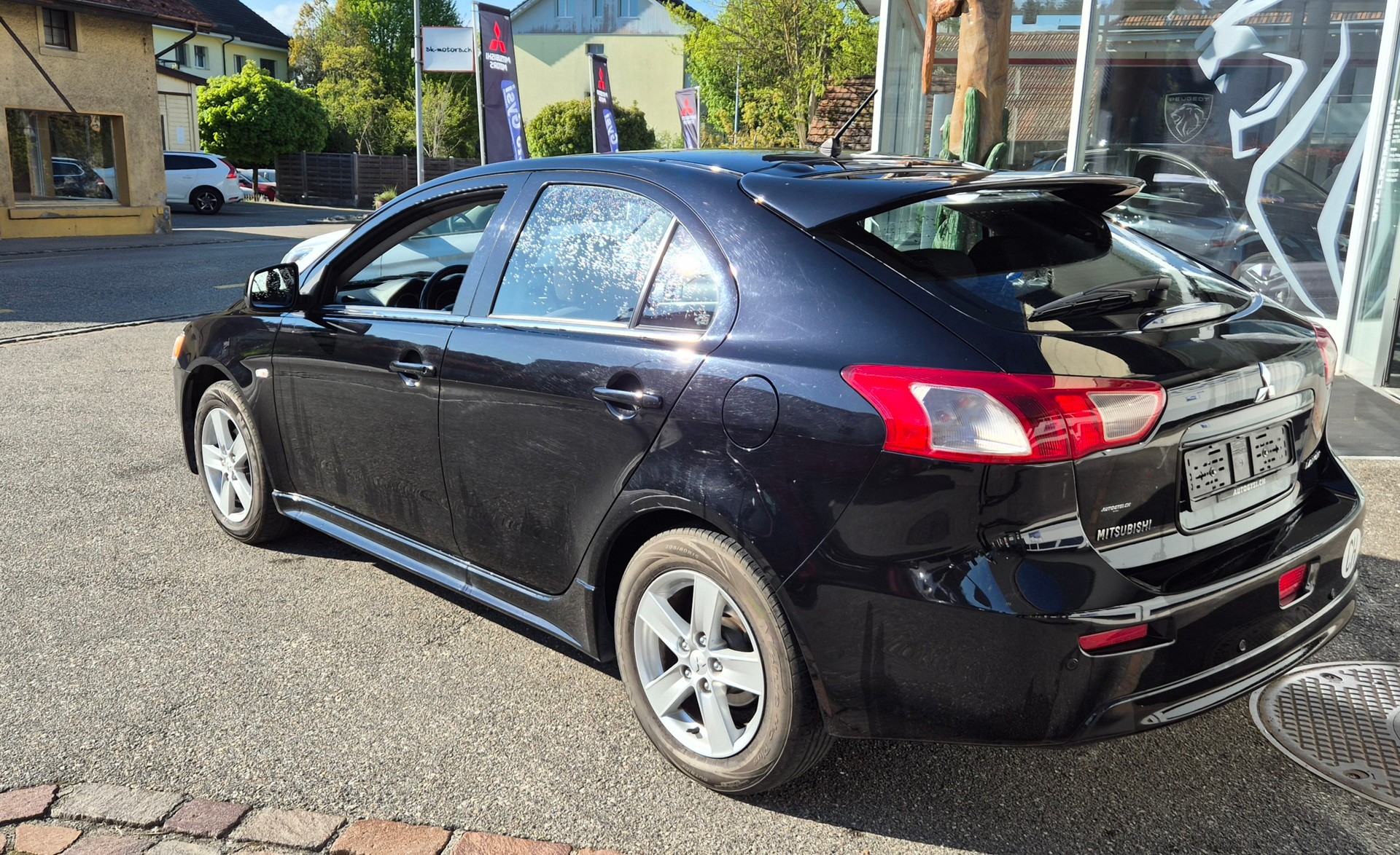MITSUBISHI Lancer 1.8 Intense-image-1