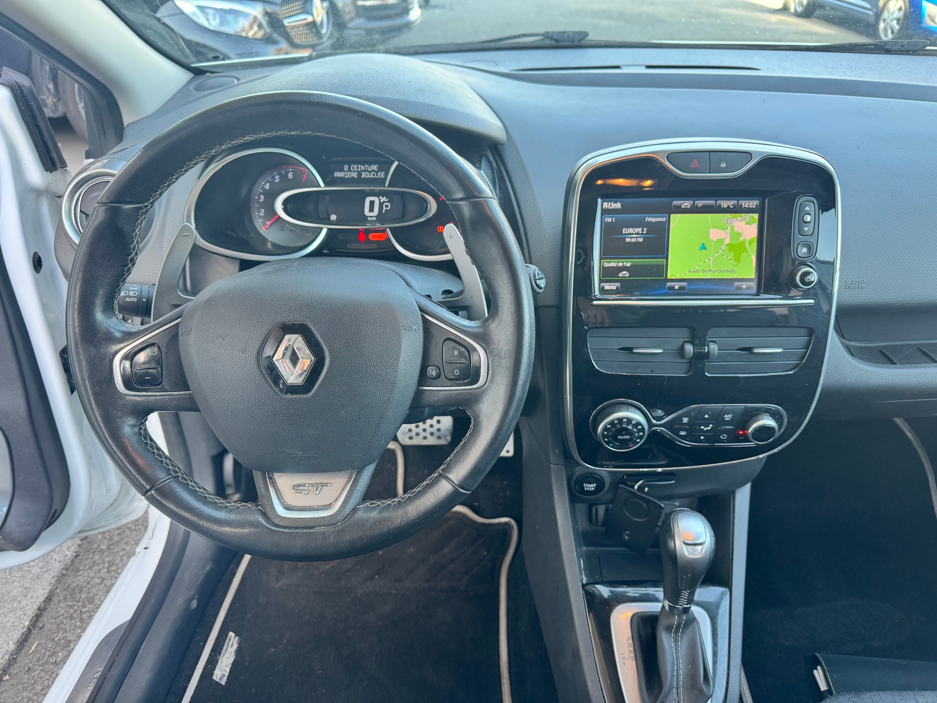 RENAULT Clio 1.2 16V T Limited EDC GT-image-6