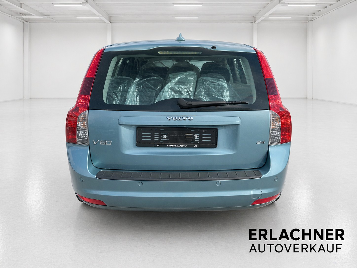 VOLVO V50 2.4 Geartronic-image-2