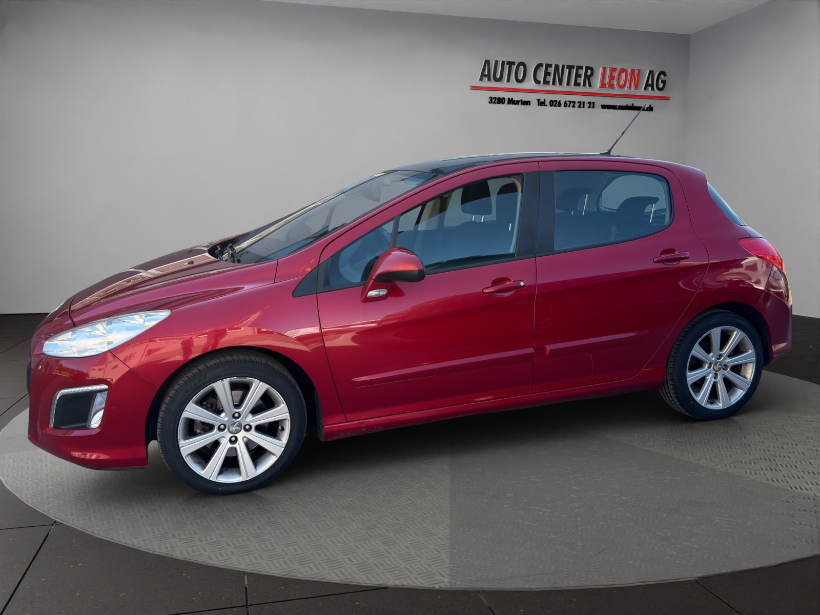 PEUGEOT 308 1.6 16V Turbo Allure-showroom-element-2