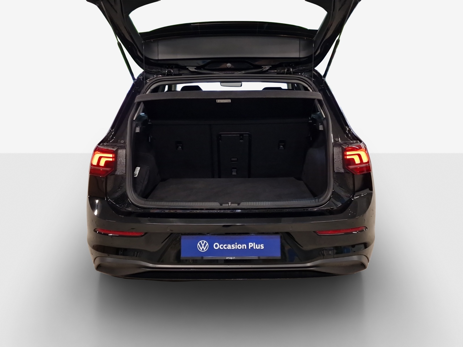 VW Golf 1.5 e TSI mHEV Life DSG-image-12