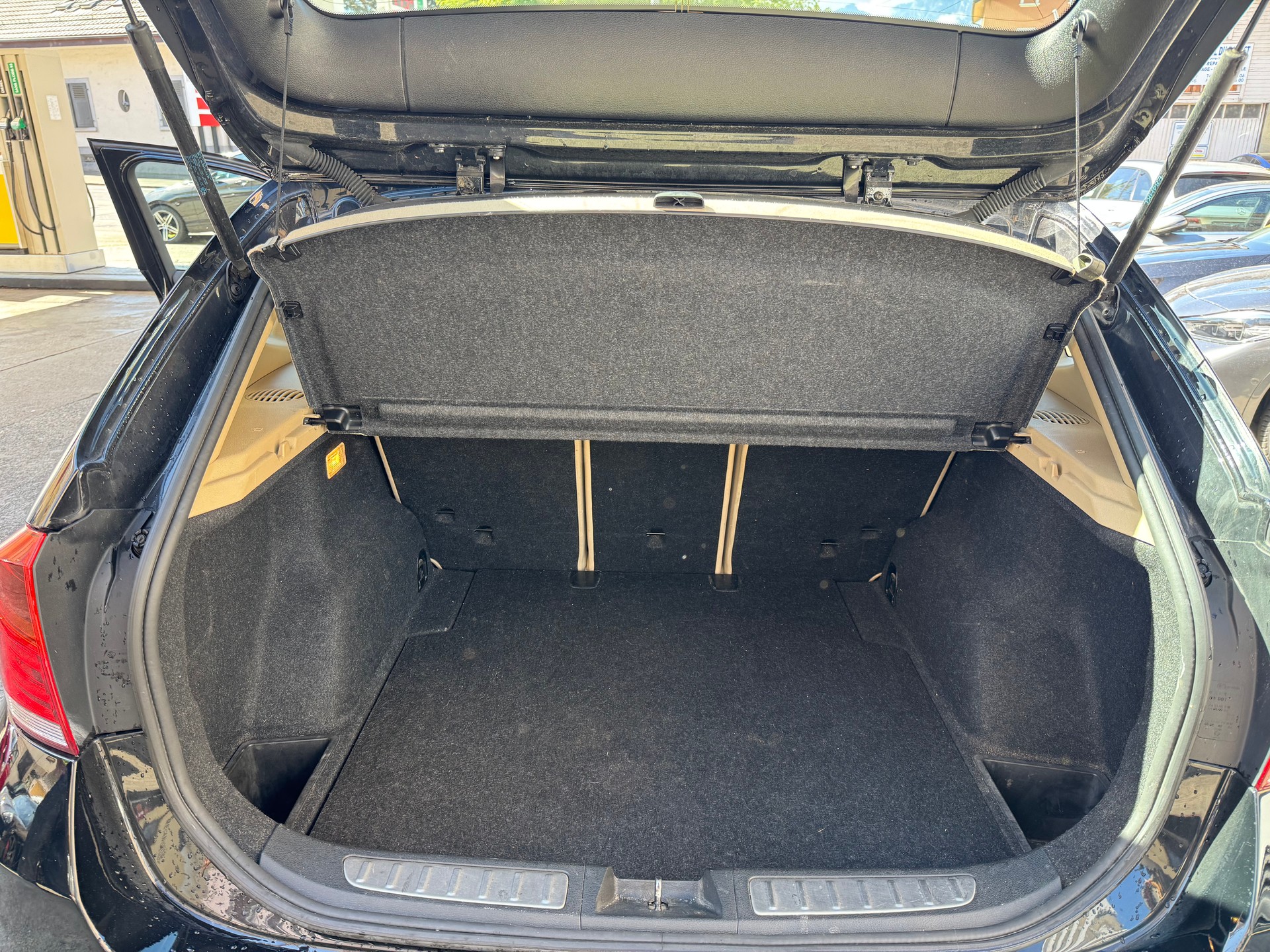 BMW X1 xDrive 18d Steptronic-image-7