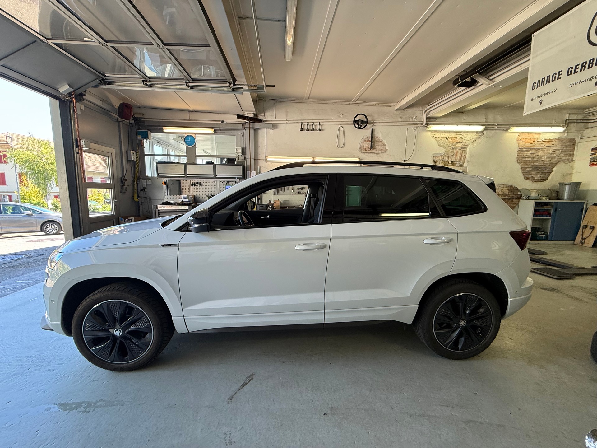 SKODA Karoq 1.5 TSI ACT SportLine DSG-image-2