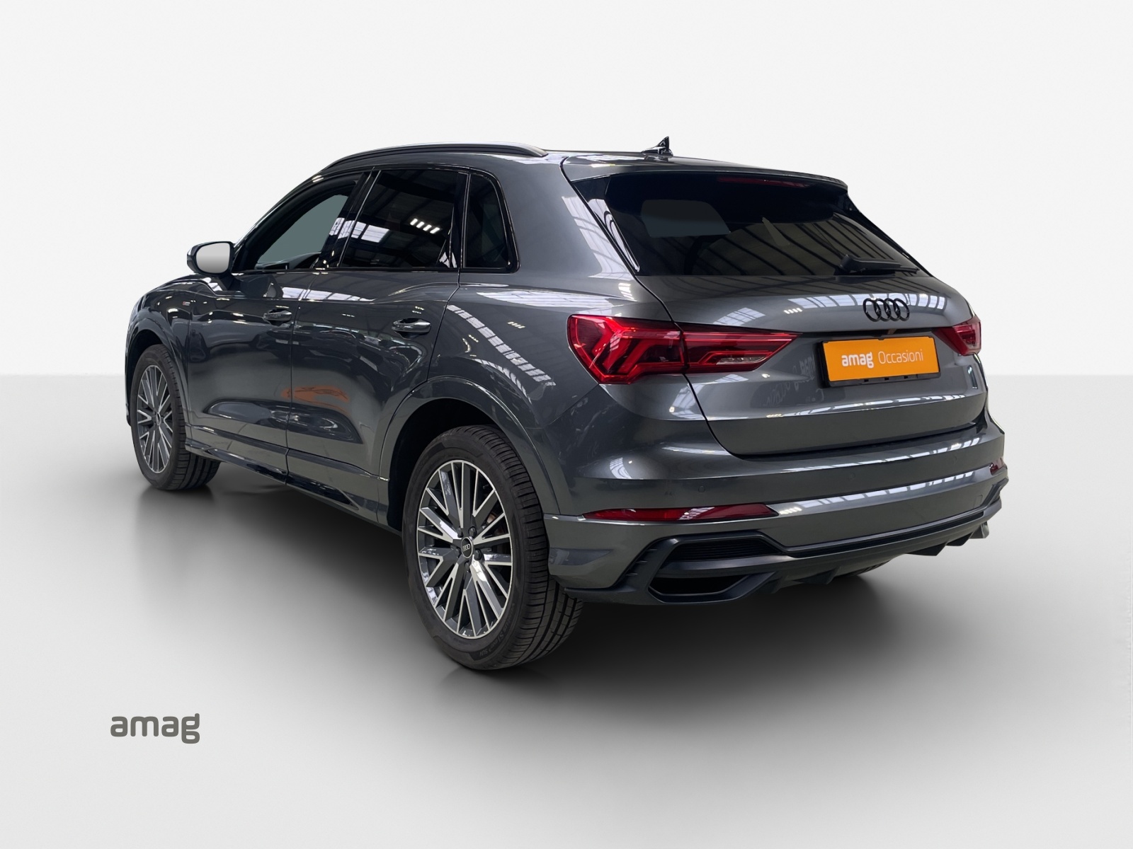 AUDI Q3 35 TFSI S line Attraction S-tronic-image-2