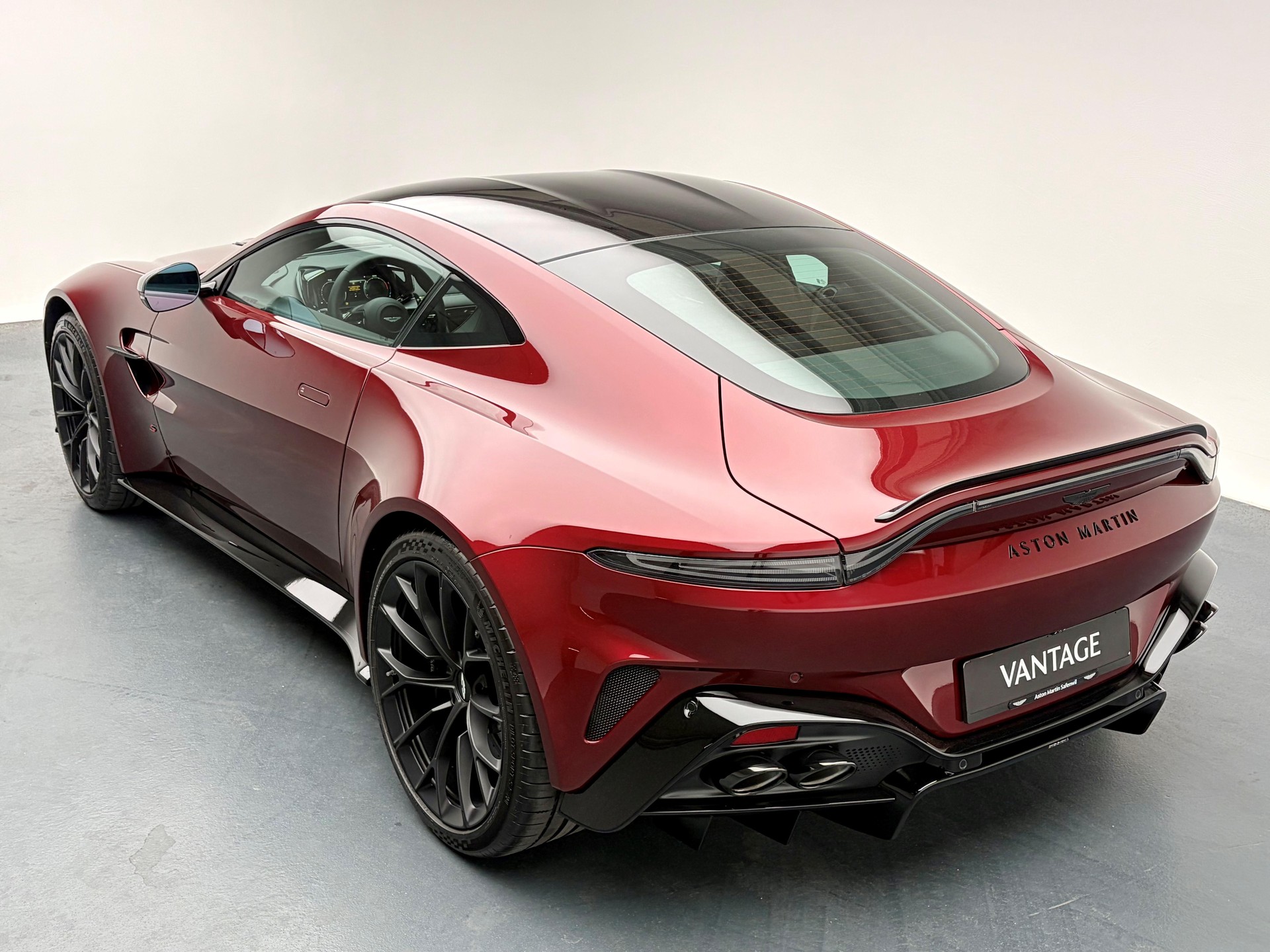 ASTON MARTIN V8 Vantage Coupé 4.0 S V8 Bi-Turbo-image-2
