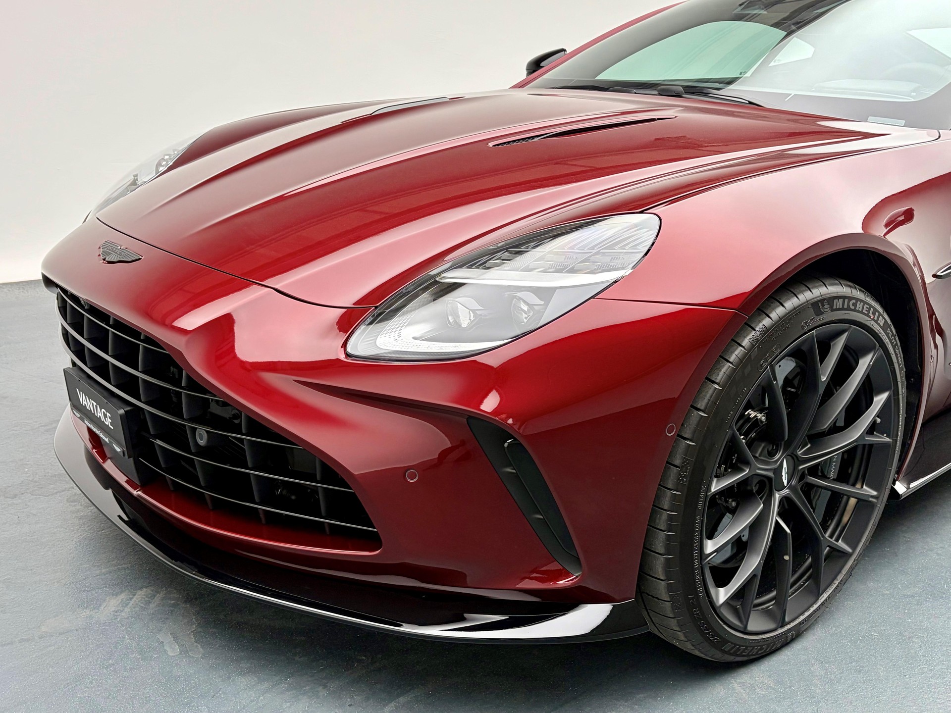 ASTON MARTIN V8 Vantage Coupé 4.0 S V8 Bi-Turbo-image-16