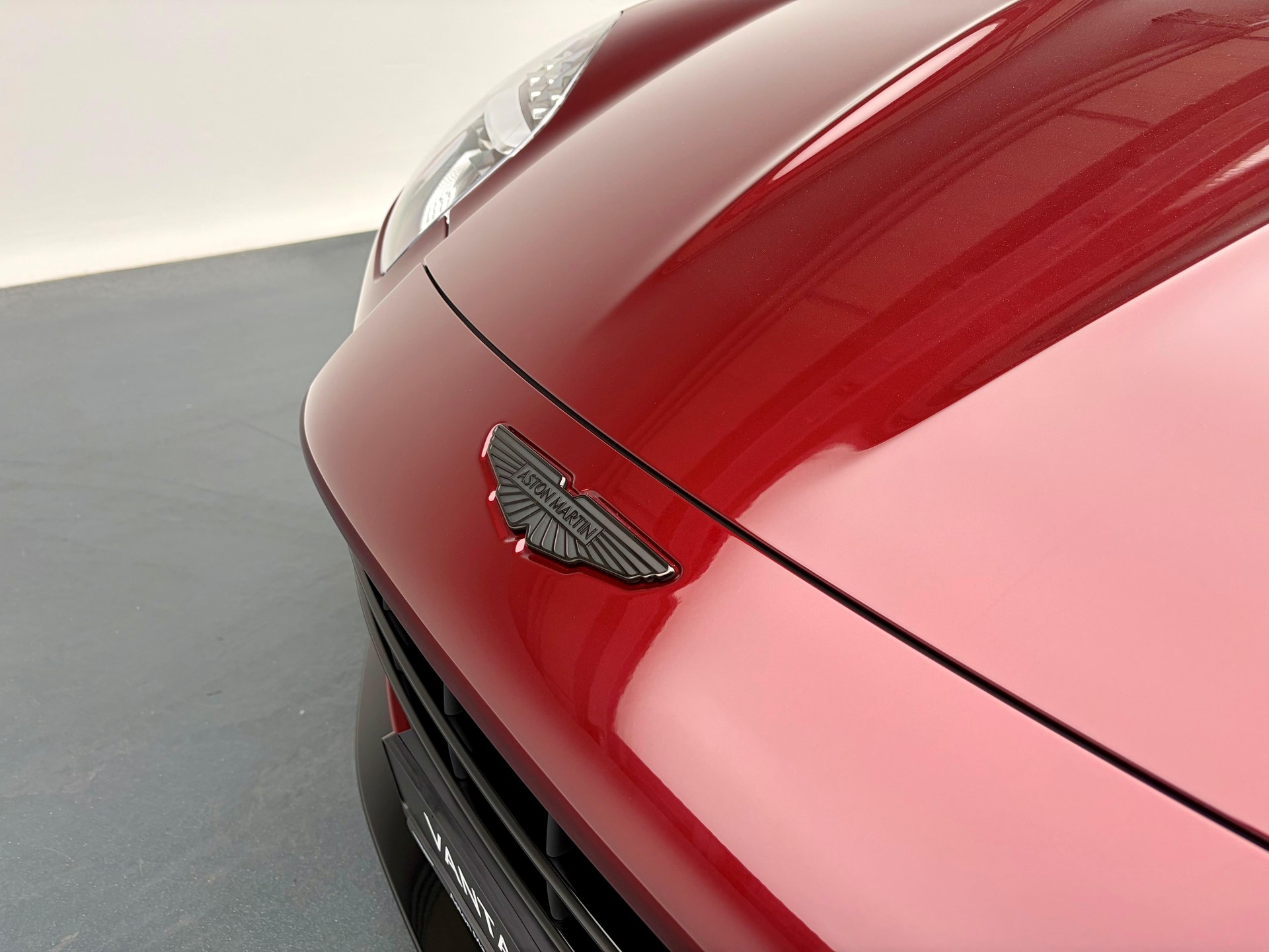 ASTON MARTIN V8 Vantage Coupé 4.0 S V8 Bi-Turbo-image-17