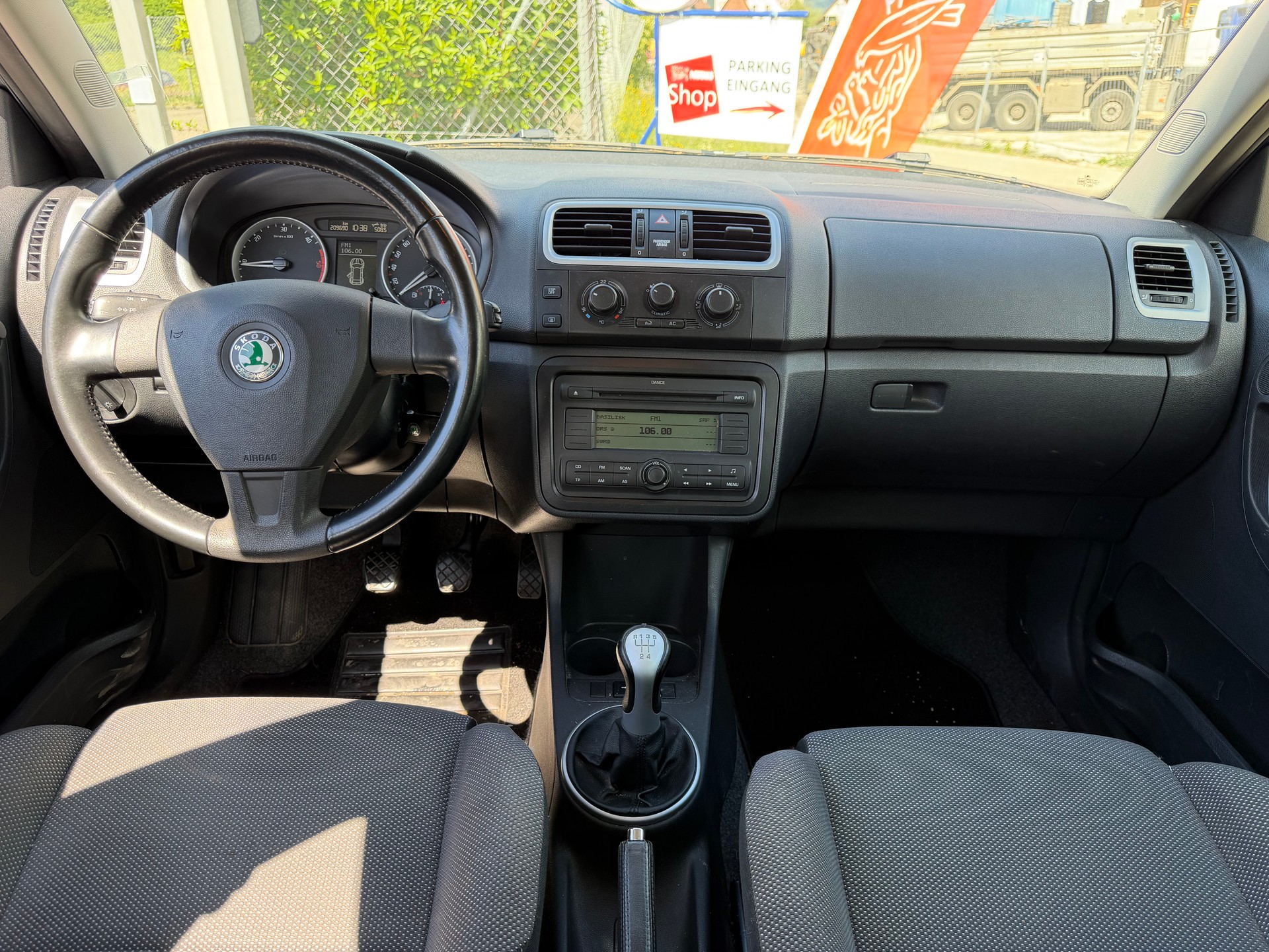 SKODA Fabia 1.9 TDI Ambiente-image-4