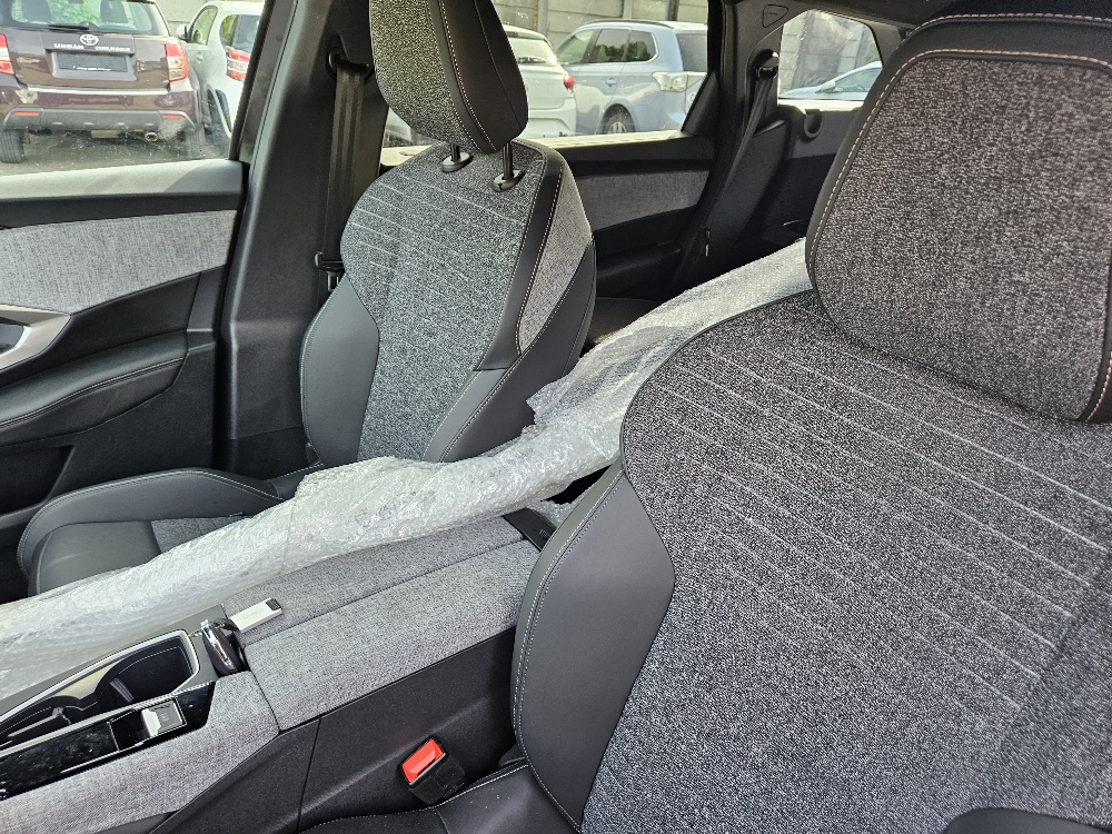 PEUGEOT 5008-image-17