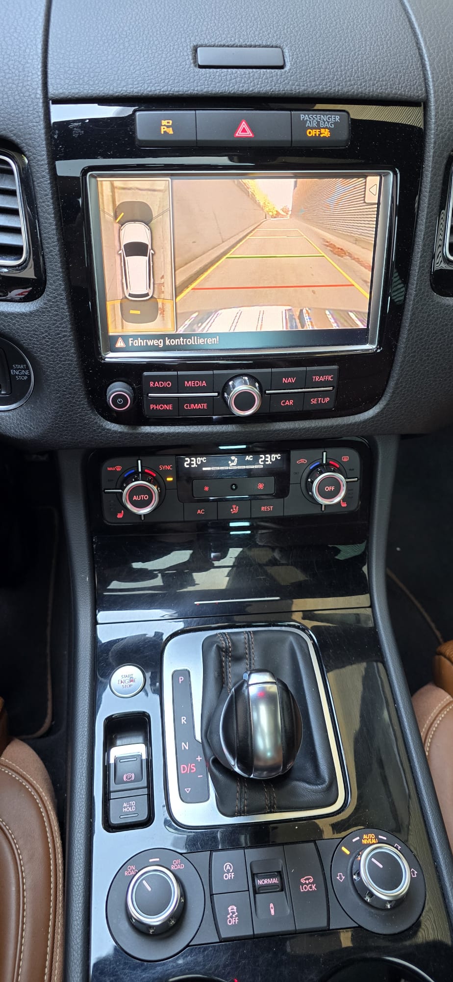 VW Touareg 3.0 TDI BMT Edition X Tiptronic-image-6