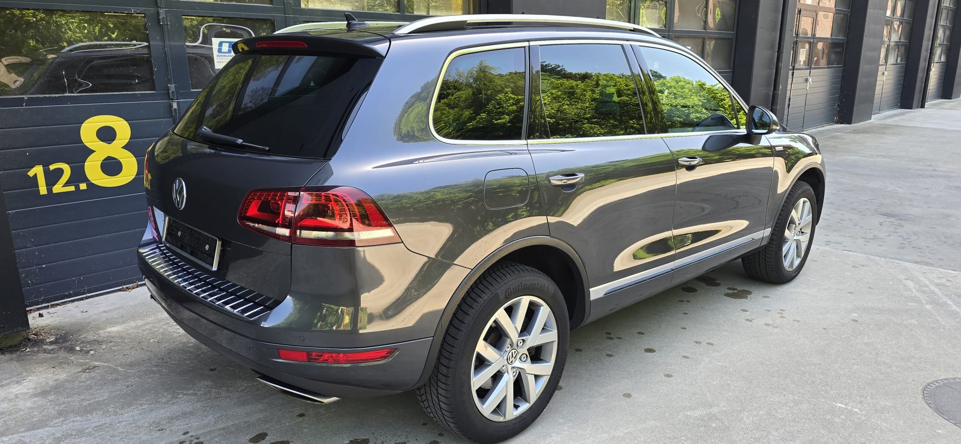VW Touareg 3.0 TDI BMT Edition X Tiptronic-showroom-element-3