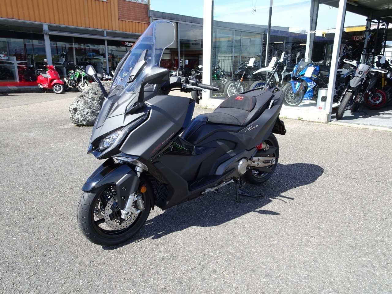 KYMCO KYMCO AK 575 PREMIUM-showroom-element-3