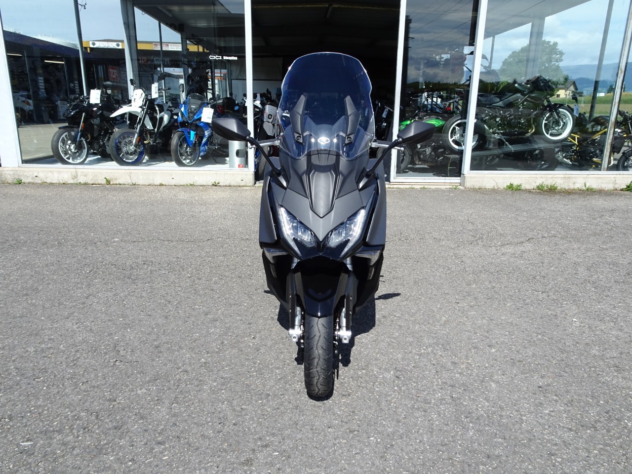 KYMCO KYMCO AK 575 PREMIUM-showroom-element-2