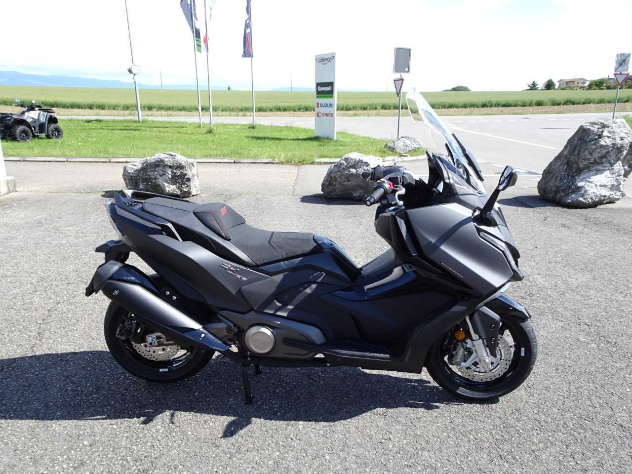 KYMCO KYMCO AK 575 PREMIUM