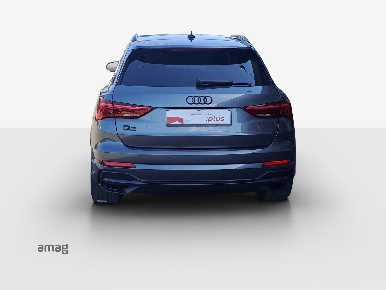 AUDI Q3 45 TFSI e S line Attraction S-tronic-image-4