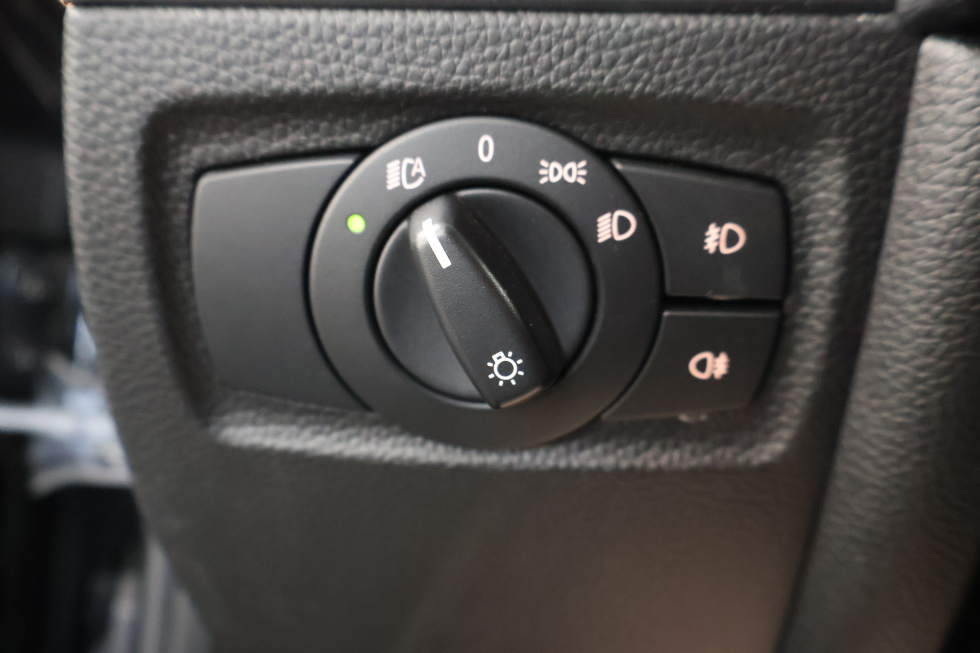 BMW 123d Steptronic-image-24