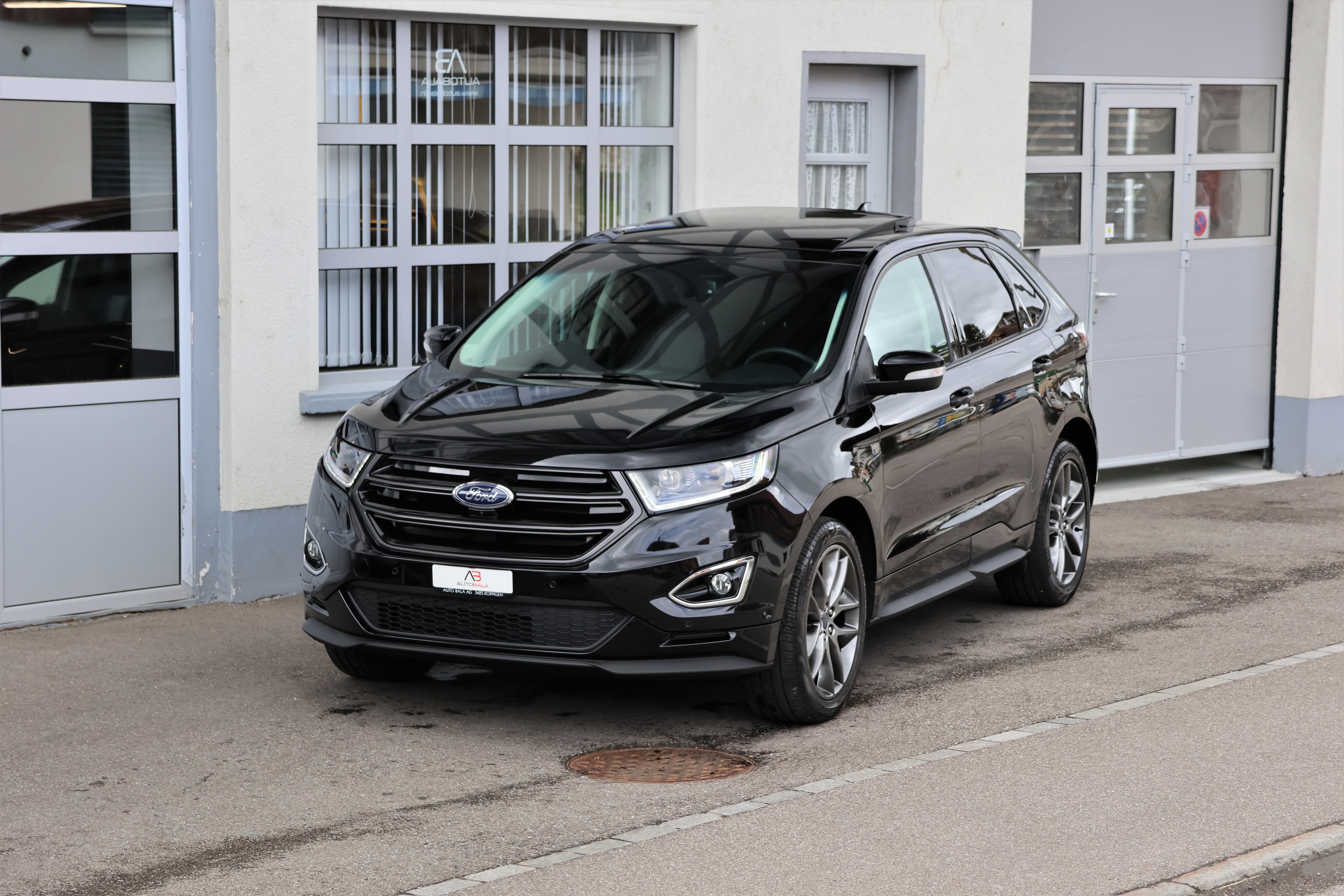 Car photo